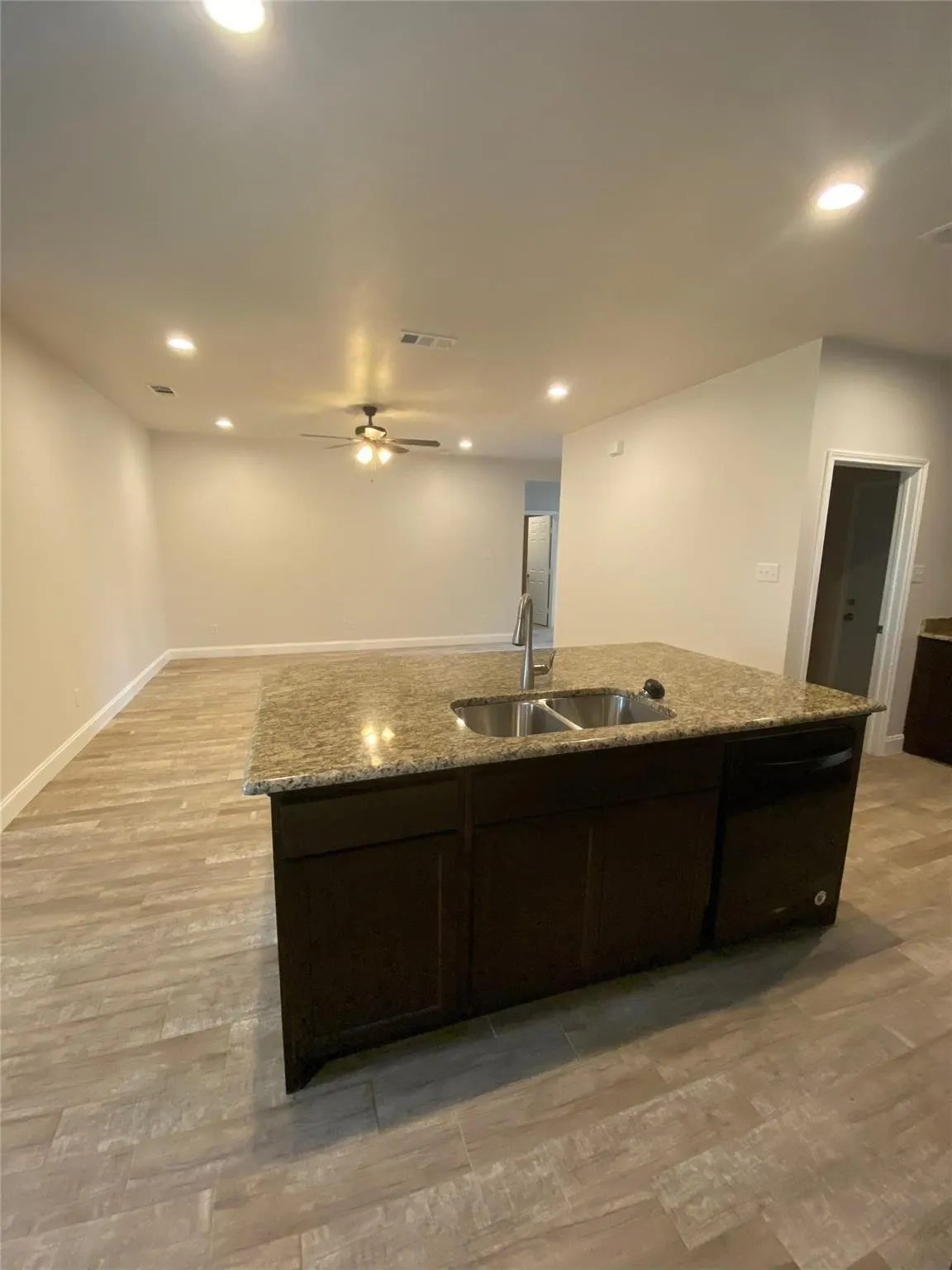 Single Family Residence For Rent in Hunt County , 2202 Jones Street, Greenville, Texas 75401, 3 Bedroom, 2 Bathroom, 2 Garage spaces, 1,617 Sqft, built in 2019, mls#21369232, Real Estate Agent in Greenville, Homes For Rent in Hunt county, Homes For Rent in Greenville, Realtor in Greenville Texas, Real Estate Brokerage Independent Realty Texas, Luminita Cordes Realtor