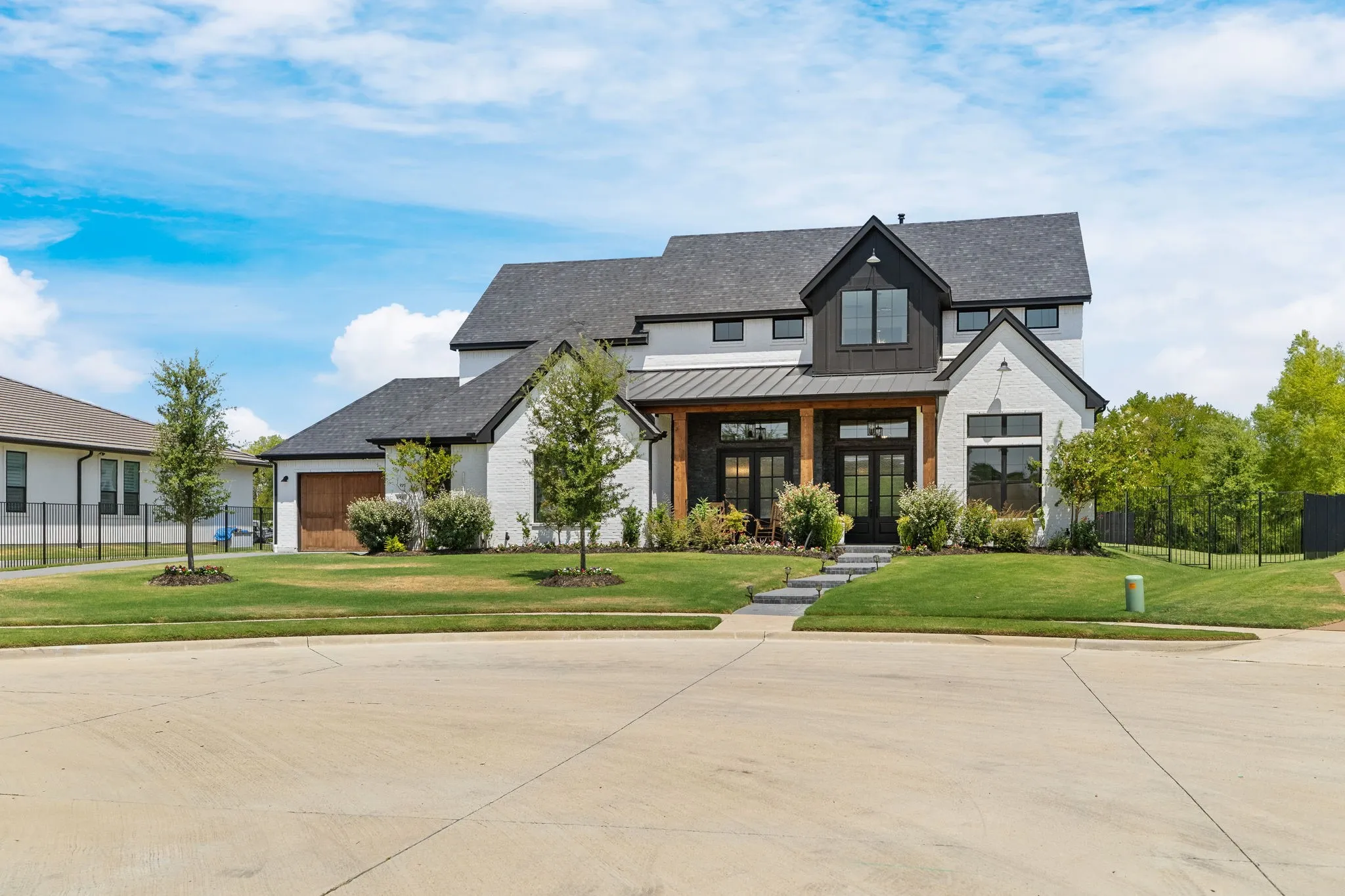 Single Family Residence For Sale in Collin County , 1561 Saint Peter, Prosper, Texas 75078, 5 Bedroom, 6 Bathroom, 3 Garage spaces, 4,570 Sqft, built in 2022, mls#21369235, Real Estate Agent in Prosper, Homes For Sale in Collin county, Homes For Sale in Prosper, Realtor in Prosper Texas, Real Estate Brokerage Independent Realty Texas, Luminita Cordes Realtor