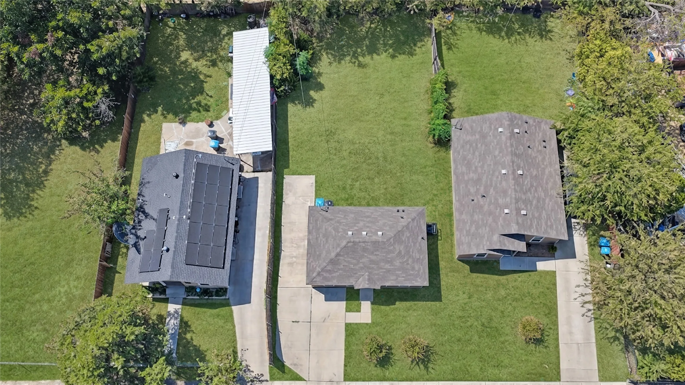 Single Family Residence For Sale in Tarrant County , 1216 E Powell Avenue, Fort Worth, Texas 76104, 3 Bedroom, 1 Bathroom, Garage spaces, 748 Sqft, built in 2019, mls#21369237, Real Estate Agent in Fort Worth, Homes For Sale in Tarrant county, Homes For Sale in Fort Worth, Realtor in Fort Worth Texas, Real Estate Brokerage Independent Realty Texas, Luminita Cordes Realtor