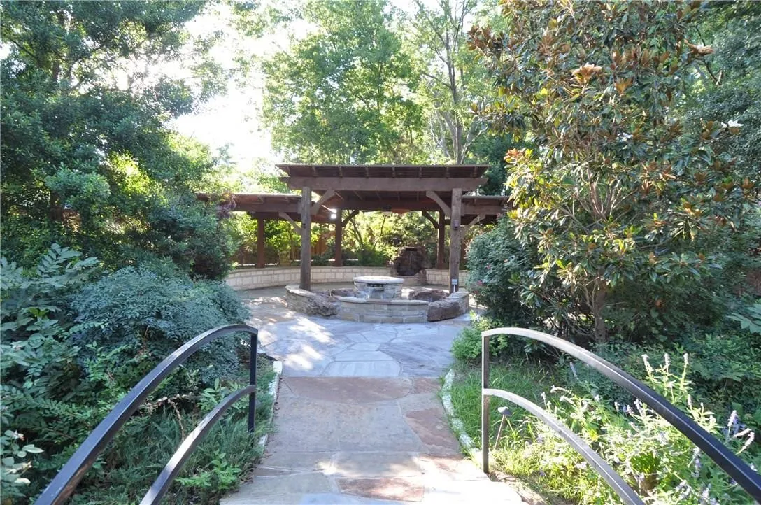 Retail For Sale in Collin County , 8849 Carroll Circle, Frisco, Texas 75034, 0, 0, Garage spaces, 0 Sqft, built in 1946, mls#21369246, Real Estate Agent in Frisco, Homes For Sale in Collin county, Homes For Sale in Frisco, Realtor in Frisco Texas, Real Estate Brokerage Independent Realty Texas, Luminita Cordes Realtor
