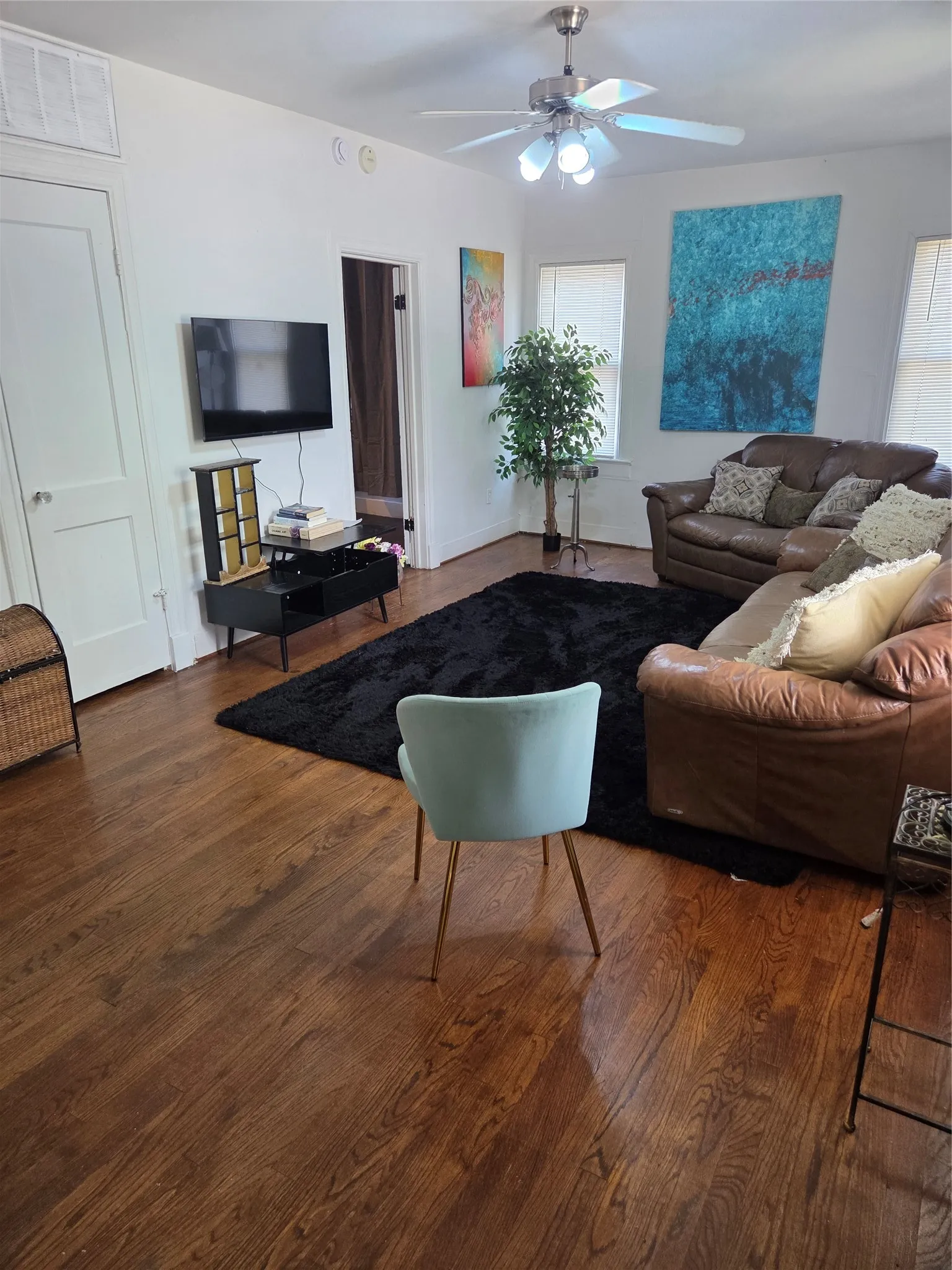 Upstairs unit