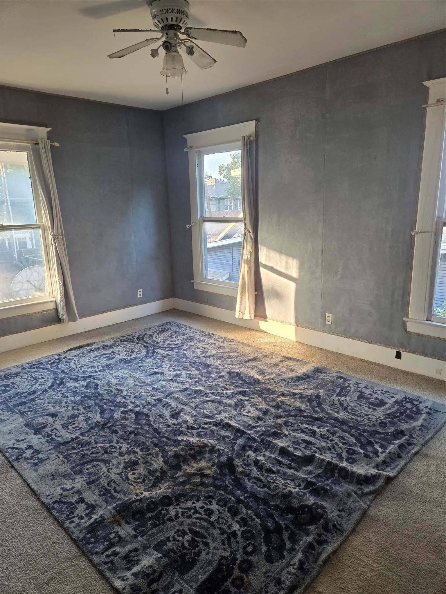 Single Family Residence For Sale in Dallas County , 5003 Victor Street, Dallas, Texas 75214, 4 Bedroom, 3 Bathroom, Garage spaces, 2,959 Sqft, built in 1916, mls#21368853, Real Estate Agent in Dallas, Homes For Sale in Dallas county, Homes For Sale in Dallas, Realtor in Dallas Texas, Real Estate Brokerage Independent Realty Texas, Luminita Cordes Realtor