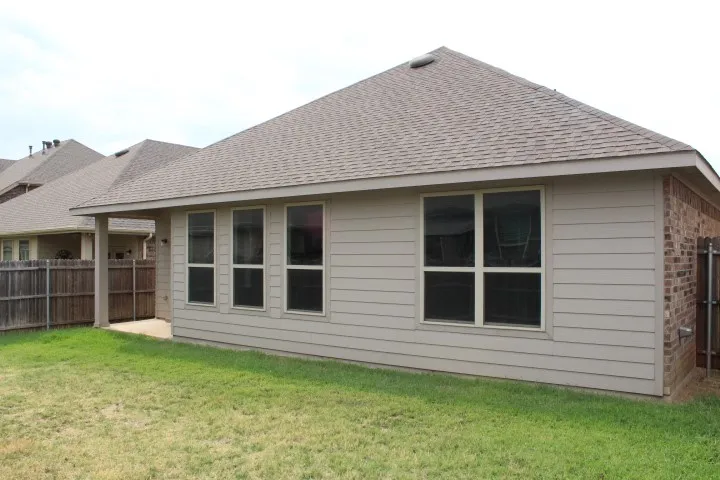 Single Family Residence For Sale in Tarrant County , 3705 Fossil Tree Lane, Fort Worth, Texas 76244, 3 Bedroom, 2 Bathroom, 2 Garage spaces, 1,358 Sqft, built in 2017, mls#21368252, Real Estate Agent in Fort Worth, Homes For Sale in Tarrant county, Homes For Sale in Fort Worth, Realtor in Fort Worth Texas, Real Estate Brokerage Independent Realty Texas, Luminita Cordes Realtor