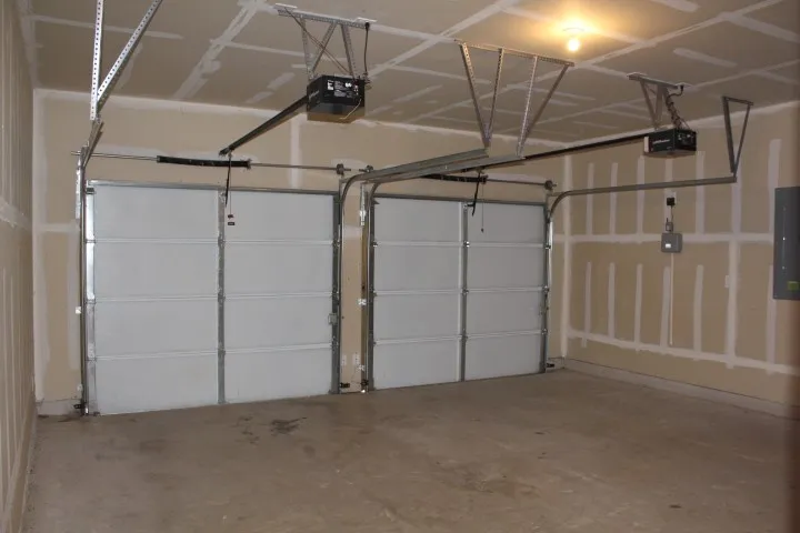 Single Family Residence For Sale in Tarrant County , 3705 Fossil Tree Lane, Fort Worth, Texas 76244, 3 Bedroom, 2 Bathroom, 2 Garage spaces, 1,358 Sqft, built in 2017, mls#21368252, Real Estate Agent in Fort Worth, Homes For Sale in Tarrant county, Homes For Sale in Fort Worth, Realtor in Fort Worth Texas, Real Estate Brokerage Independent Realty Texas, Luminita Cordes Realtor