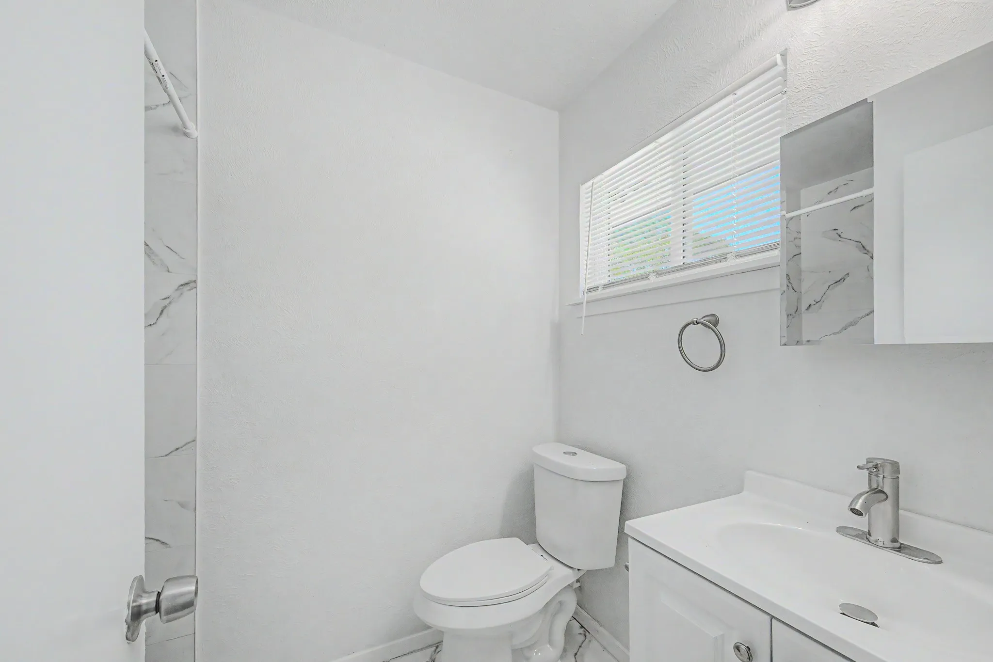Single Family Residence For Sale in Dallas County , 1209 Grinnell Street, Dallas, Texas 75216, 4 Bedroom, 2 Bathroom, Garage spaces, 1,915 Sqft, built in 1956, mls#21369256, Real Estate Agent in Dallas, Homes For Sale in Dallas county, Homes For Sale in Dallas, Realtor in Dallas Texas, Real Estate Brokerage Independent Realty Texas, Luminita Cordes Realtor
