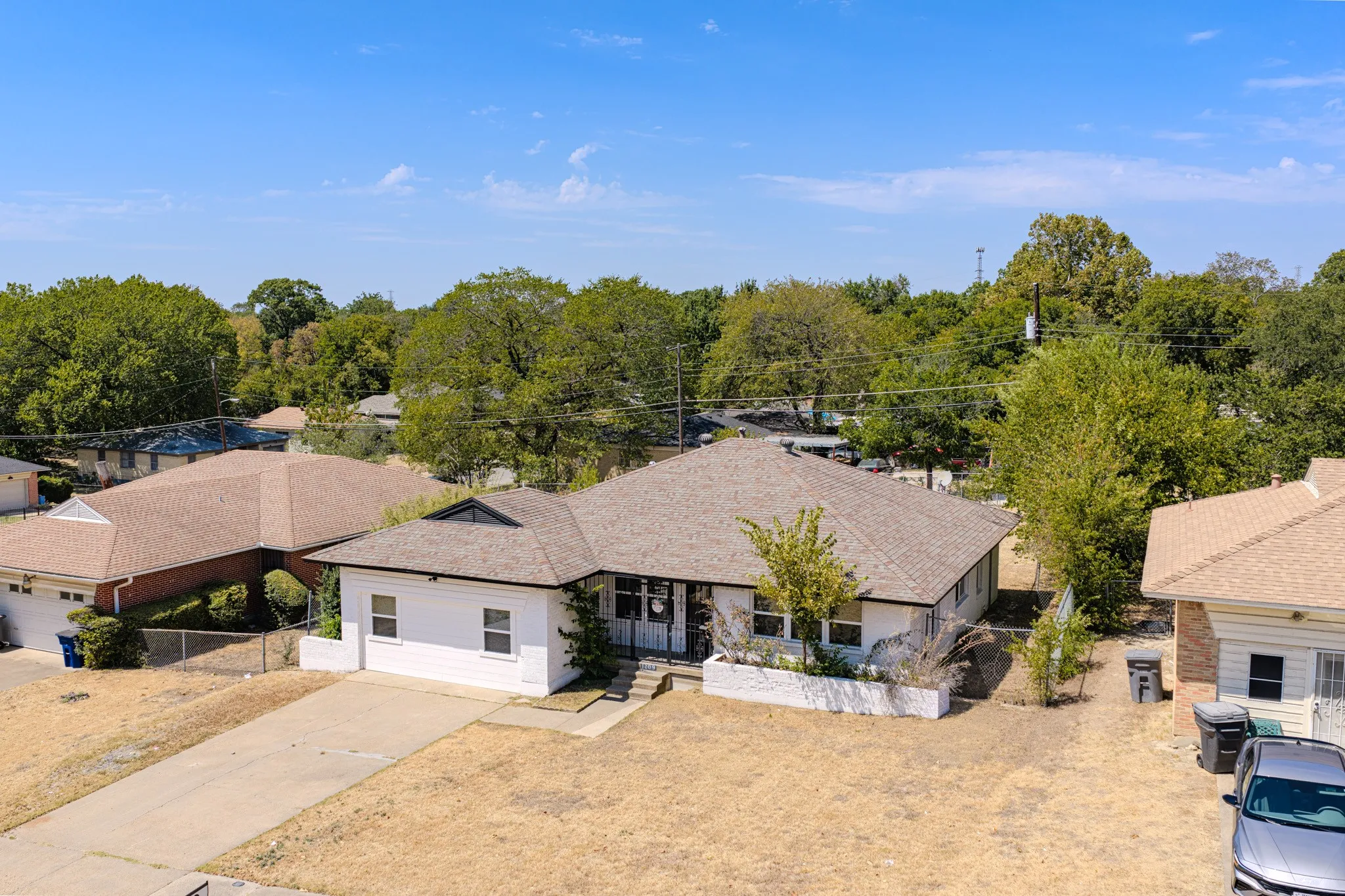 Single Family Residence For Sale in Dallas County , 1209 Grinnell Street, Dallas, Texas 75216, 4 Bedroom, 2 Bathroom, Garage spaces, 1,915 Sqft, built in 1956, mls#21369256, Real Estate Agent in Dallas, Homes For Sale in Dallas county, Homes For Sale in Dallas, Realtor in Dallas Texas, Real Estate Brokerage Independent Realty Texas, Luminita Cordes Realtor