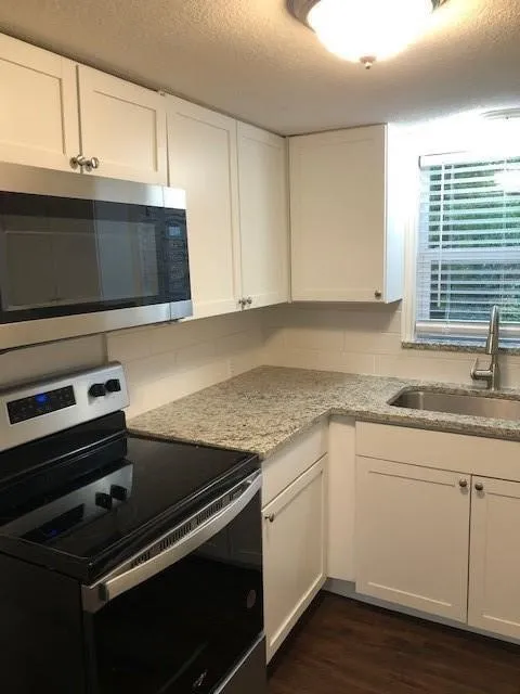 For Sale in Grayson County , 509 E Heron, Denison, Texas 75021, 3 Bedroom, 2 Bathroom, Garage spaces, 0 Sqft, built in 1930, mls#21369263, Real Estate Agent in Denison, Homes For Sale in Grayson county, Homes For Sale in Denison, Realtor in Denison Texas, Real Estate Brokerage Independent Realty Texas, Luminita Cordes Realtor