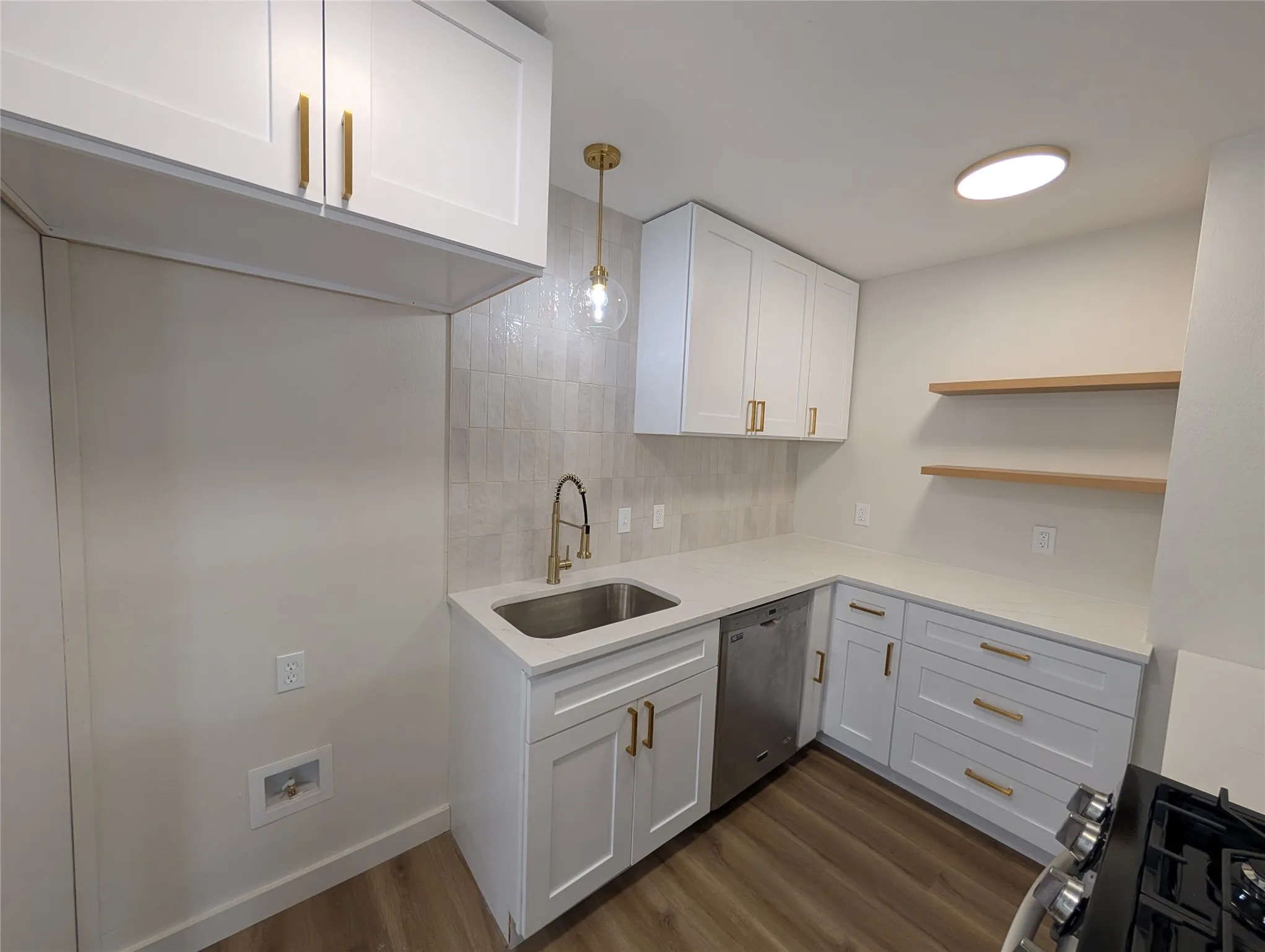 Single Family Residence For Rent in Dallas County , 2807 Andrea Lane, Dallas, Texas 75228, 3 Bedroom, 2 Bathroom, Garage spaces, 1,091 Sqft, built in 1955, mls#21369266, Real Estate Agent in Dallas, Homes For Rent in Dallas county, Homes For Rent in Dallas, Realtor in Dallas Texas, Real Estate Brokerage Independent Realty Texas, Luminita Cordes Realtor