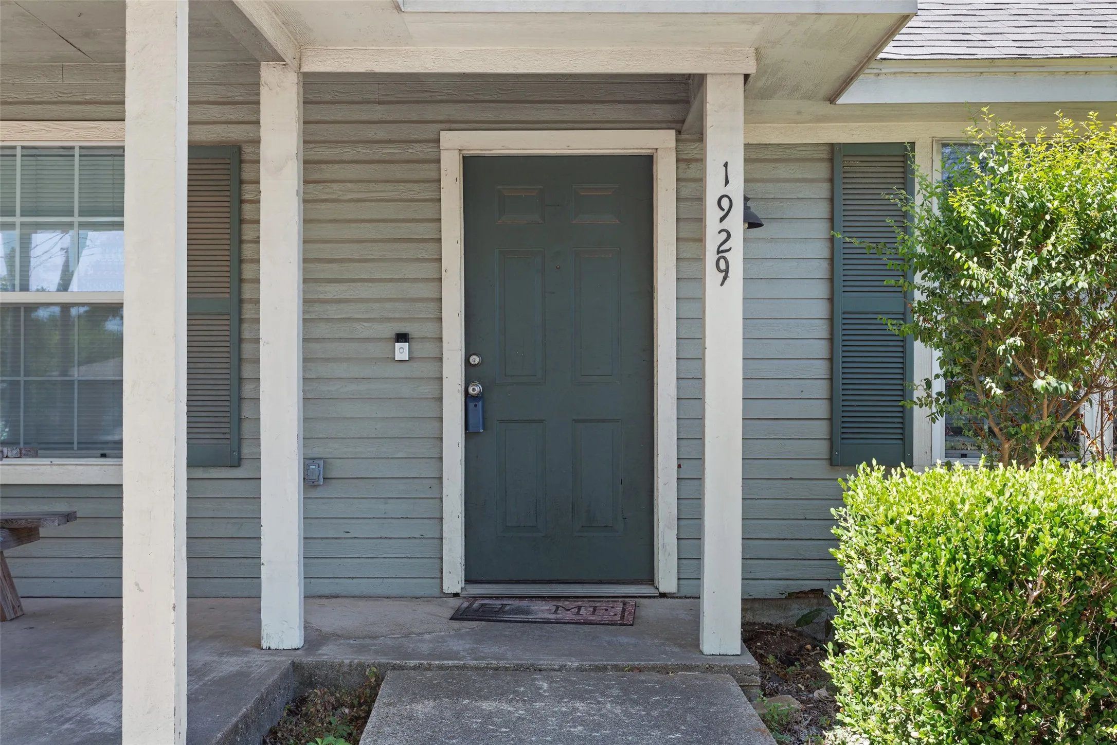Single Family Residence For Sale in Mc Lennan County , 1929 S 14th Street, Waco, Texas 76706, 5 Bedroom, 2 Bathroom, Garage spaces, 1,648 Sqft, built in 2004, mls#21360534, Real Estate Agent in Waco, Homes For Sale in Mc Lennan county, Homes For Sale in Waco, Realtor in Waco Texas, Real Estate Brokerage Independent Realty Texas, Luminita Cordes Realtor