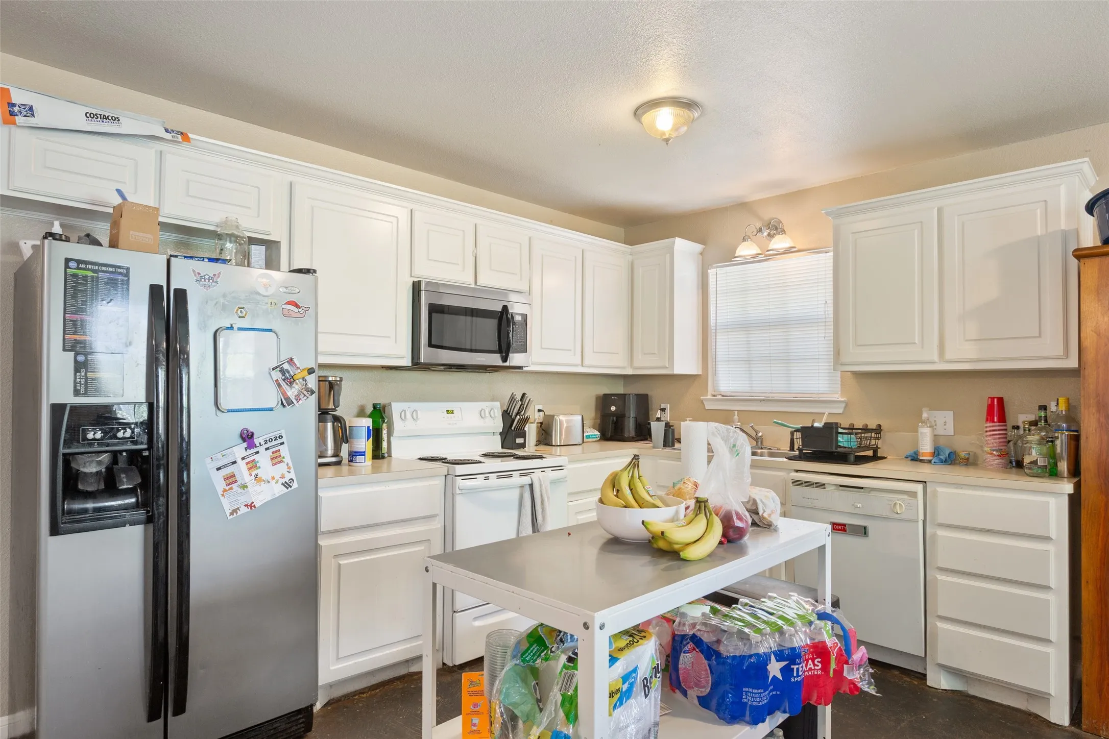 Single Family Residence For Sale in Mc Lennan County , 1929 S 14th Street, Waco, Texas 76706, 5 Bedroom, 2 Bathroom, Garage spaces, 1,648 Sqft, built in 2004, mls#21360534, Real Estate Agent in Waco, Homes For Sale in Mc Lennan county, Homes For Sale in Waco, Realtor in Waco Texas, Real Estate Brokerage Independent Realty Texas, Luminita Cordes Realtor
