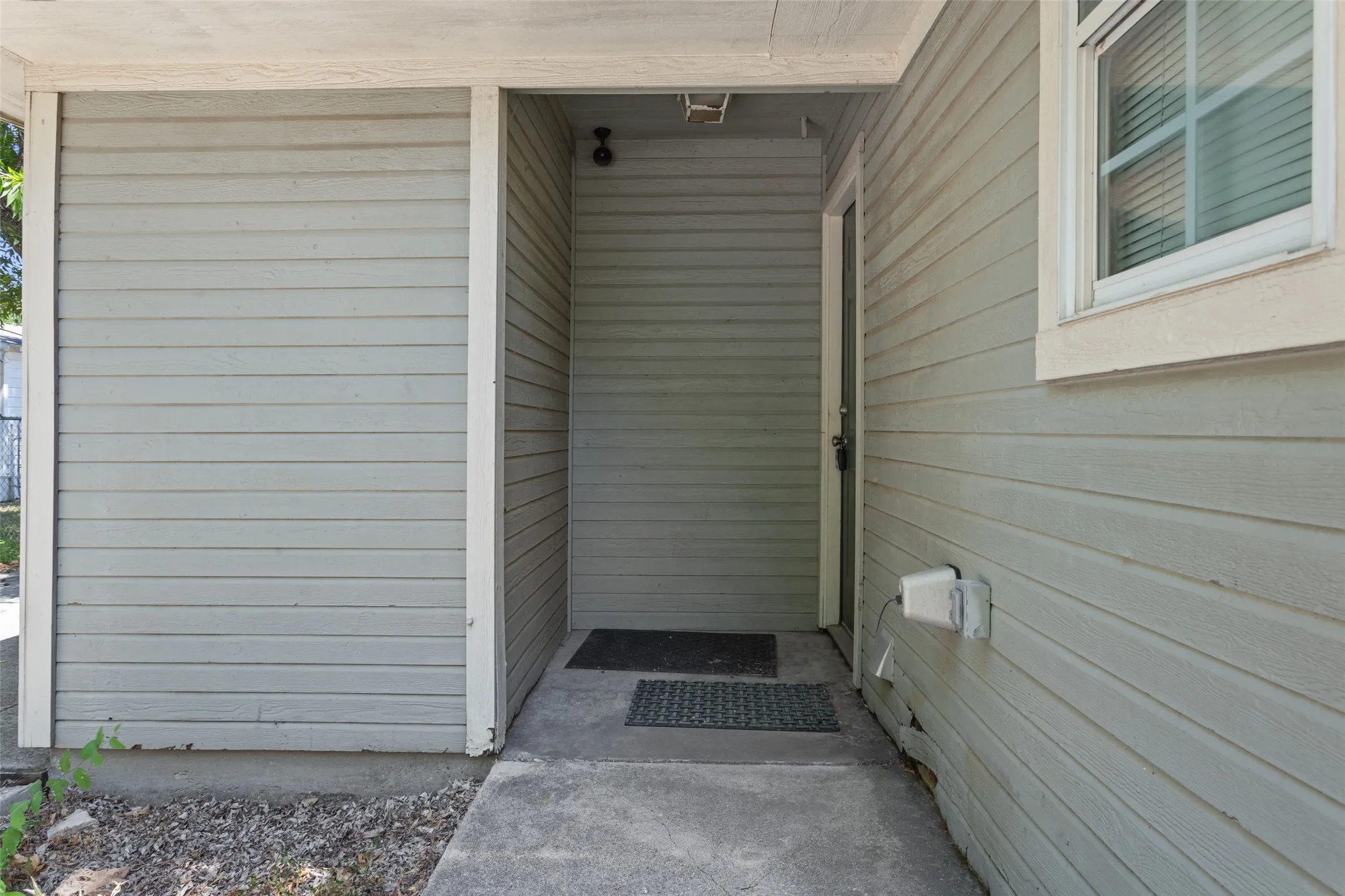 Single Family Residence For Sale in Mc Lennan County , 1929 S 14th Street, Waco, Texas 76706, 5 Bedroom, 2 Bathroom, Garage spaces, 1,648 Sqft, built in 2004, mls#21360534, Real Estate Agent in Waco, Homes For Sale in Mc Lennan county, Homes For Sale in Waco, Realtor in Waco Texas, Real Estate Brokerage Independent Realty Texas, Luminita Cordes Realtor