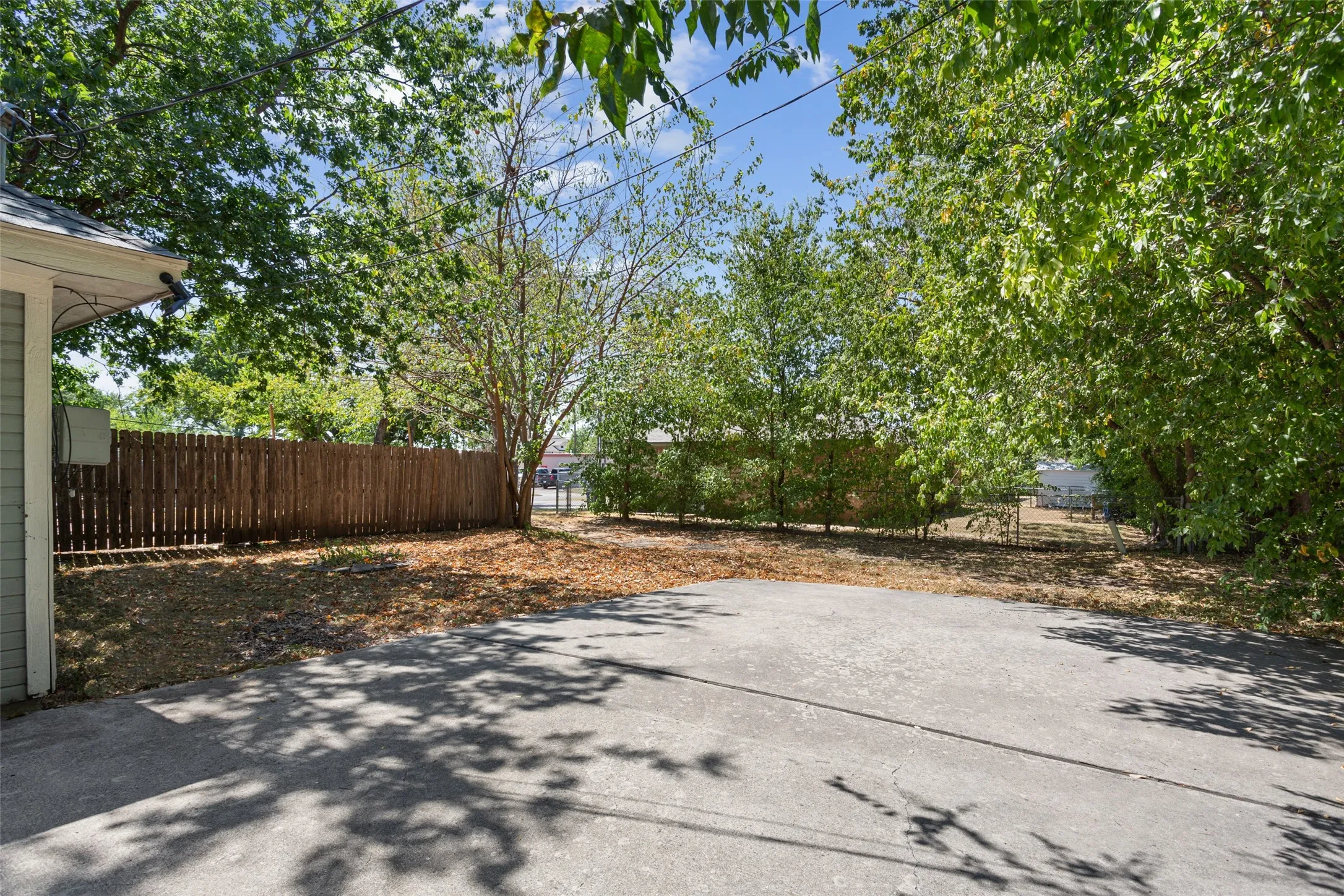 Single Family Residence For Sale in Mc Lennan County , 1929 S 14th Street, Waco, Texas 76706, 5 Bedroom, 2 Bathroom, Garage spaces, 1,648 Sqft, built in 2004, mls#21360534, Real Estate Agent in Waco, Homes For Sale in Mc Lennan county, Homes For Sale in Waco, Realtor in Waco Texas, Real Estate Brokerage Independent Realty Texas, Luminita Cordes Realtor