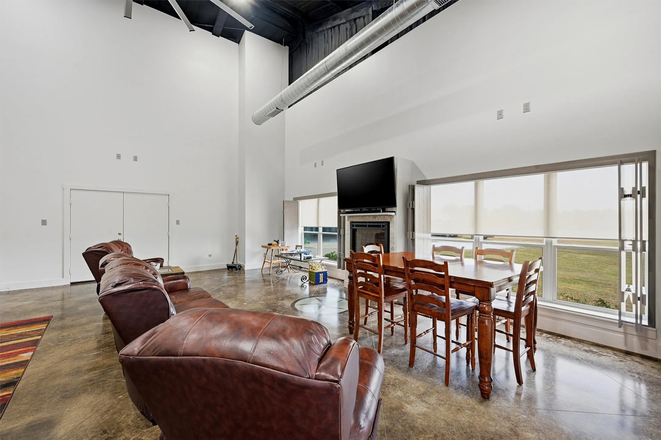 Single Family Residence For Sale in Cooke County , 82 CR 2112, Gainesville, Texas 76240, 2 Bedroom, 2 Bathroom, 1 Garage spaces, 3,880 Sqft, built in 2018, mls#21368084, Real Estate Agent in Gainesville, Homes For Sale in Cooke county, Homes For Sale in Gainesville, Realtor in Gainesville Texas, Real Estate Brokerage Independent Realty Texas, Luminita Cordes Realtor