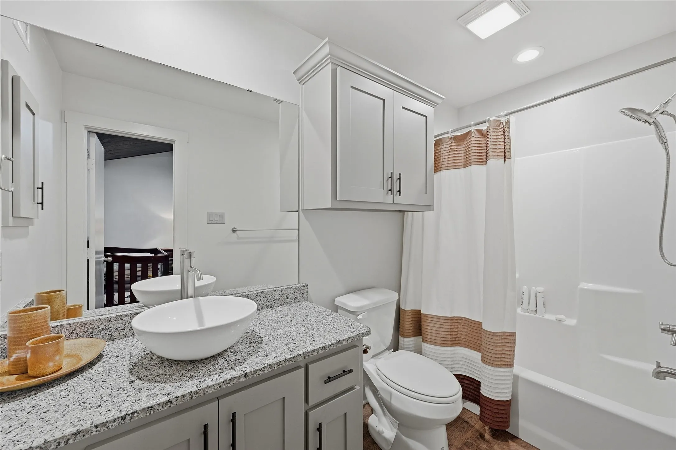 Single Family Residence For Sale in Cooke County , 82 CR 2112, Gainesville, Texas 76240, 2 Bedroom, 2 Bathroom, 1 Garage spaces, 3,880 Sqft, built in 2018, mls#21368084, Real Estate Agent in Gainesville, Homes For Sale in Cooke county, Homes For Sale in Gainesville, Realtor in Gainesville Texas, Real Estate Brokerage Independent Realty Texas, Luminita Cordes Realtor