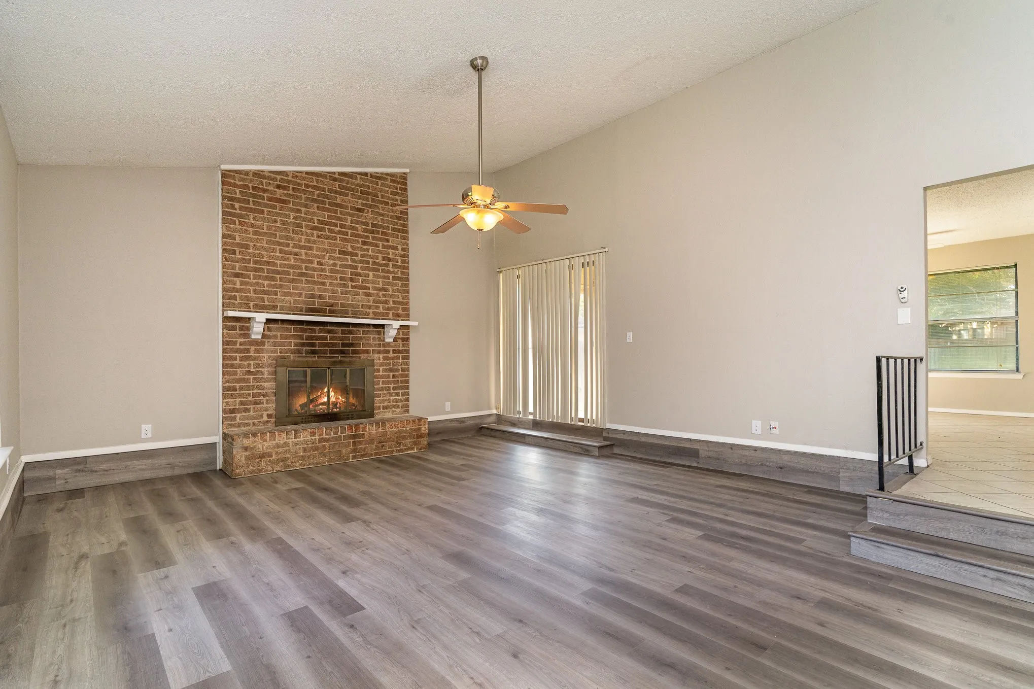 Single Family Residence For Rent in Dallas County , 2311 Lawnmeadow Drive, Richardson, Texas 75080, 3 Bedroom, 2 Bathroom, 2 Garage spaces, 1,535 Sqft, built in 1971, mls#21369271, Real Estate Agent in Richardson, Homes For Rent in Dallas county, Homes For Rent in Richardson, Realtor in Richardson Texas, Real Estate Brokerage Independent Realty Texas, Luminita Cordes Realtor