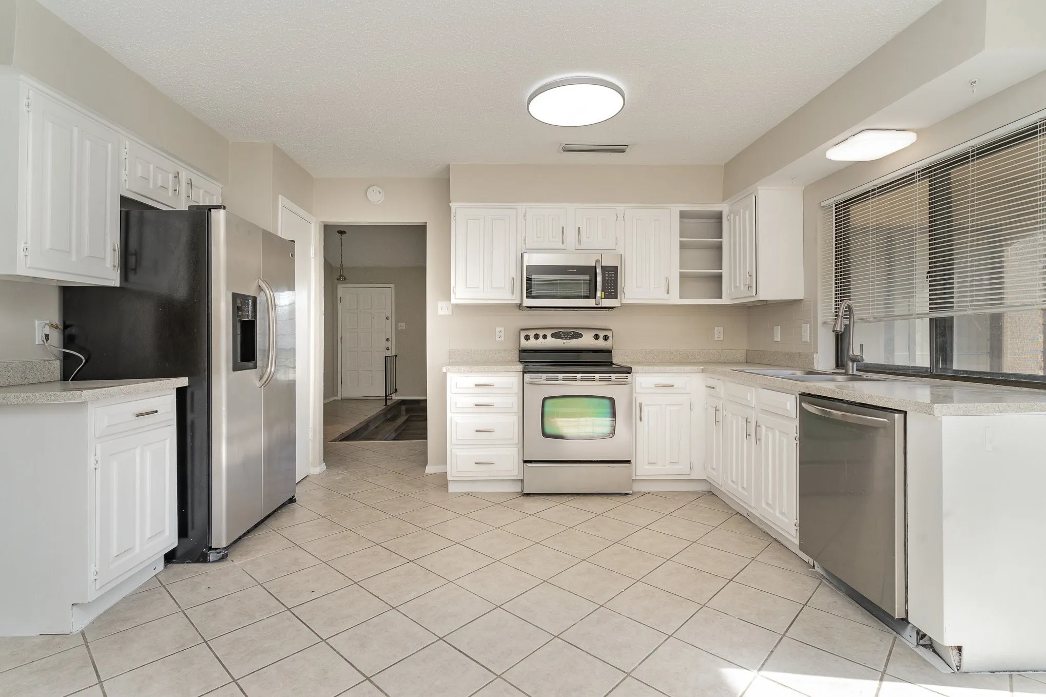Single Family Residence For Rent in Dallas County , 2311 Lawnmeadow Drive, Richardson, Texas 75080, 3 Bedroom, 2 Bathroom, 2 Garage spaces, 1,535 Sqft, built in 1971, mls#21369271, Real Estate Agent in Richardson, Homes For Rent in Dallas county, Homes For Rent in Richardson, Realtor in Richardson Texas, Real Estate Brokerage Independent Realty Texas, Luminita Cordes Realtor