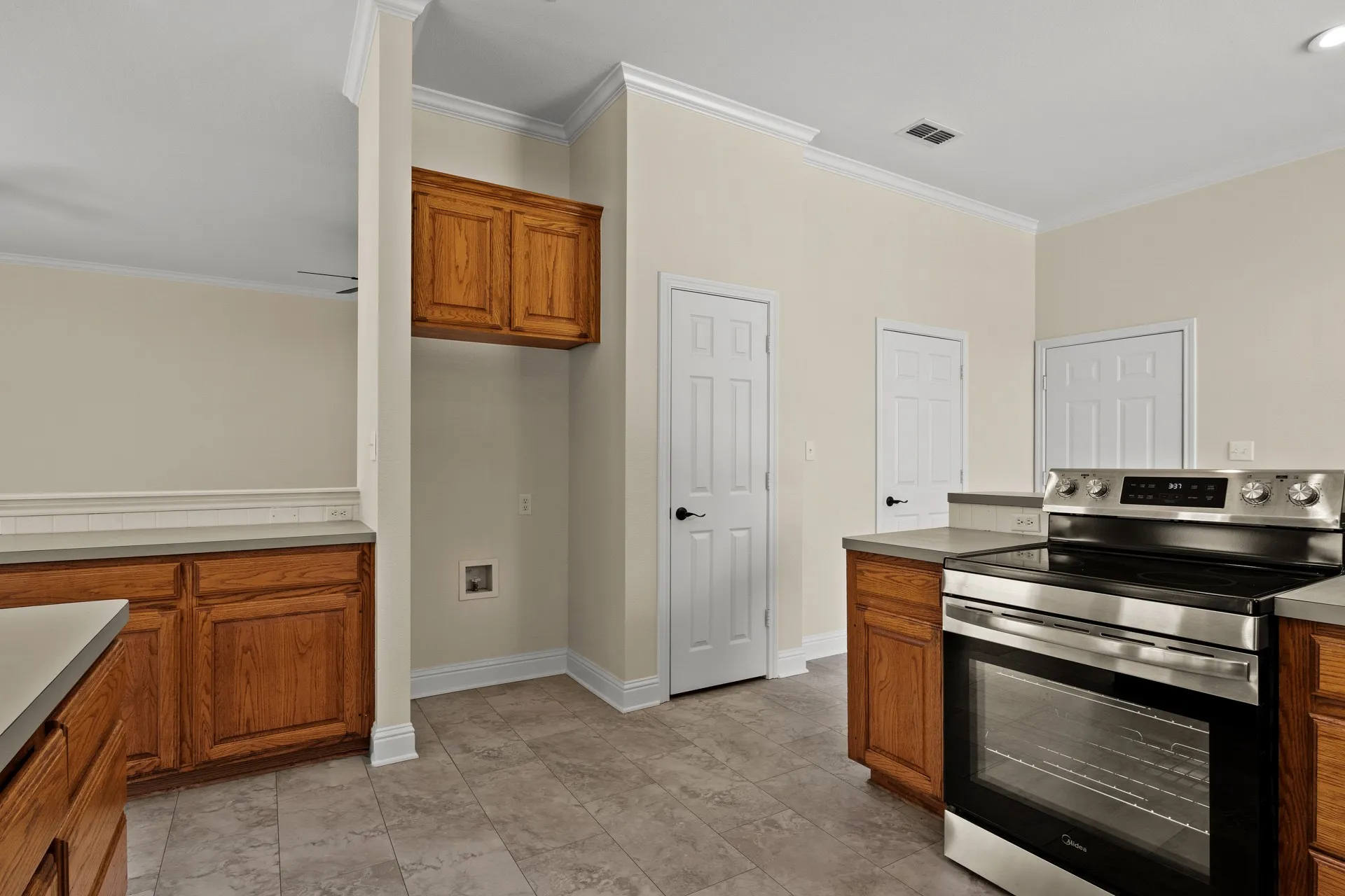 Single Family Residence For Sale in Camp County , 307 Bob White, Pittsburg, Texas 75686, 3 Bedroom, 2 Bathroom, 2 Garage spaces, 1,948 Sqft, built in 2002, mls#21369156, Real Estate Agent in Pittsburg, Homes For Sale in Camp county, Homes For Sale in Pittsburg, Realtor in Pittsburg Texas, Real Estate Brokerage Independent Realty Texas, Luminita Cordes Realtor