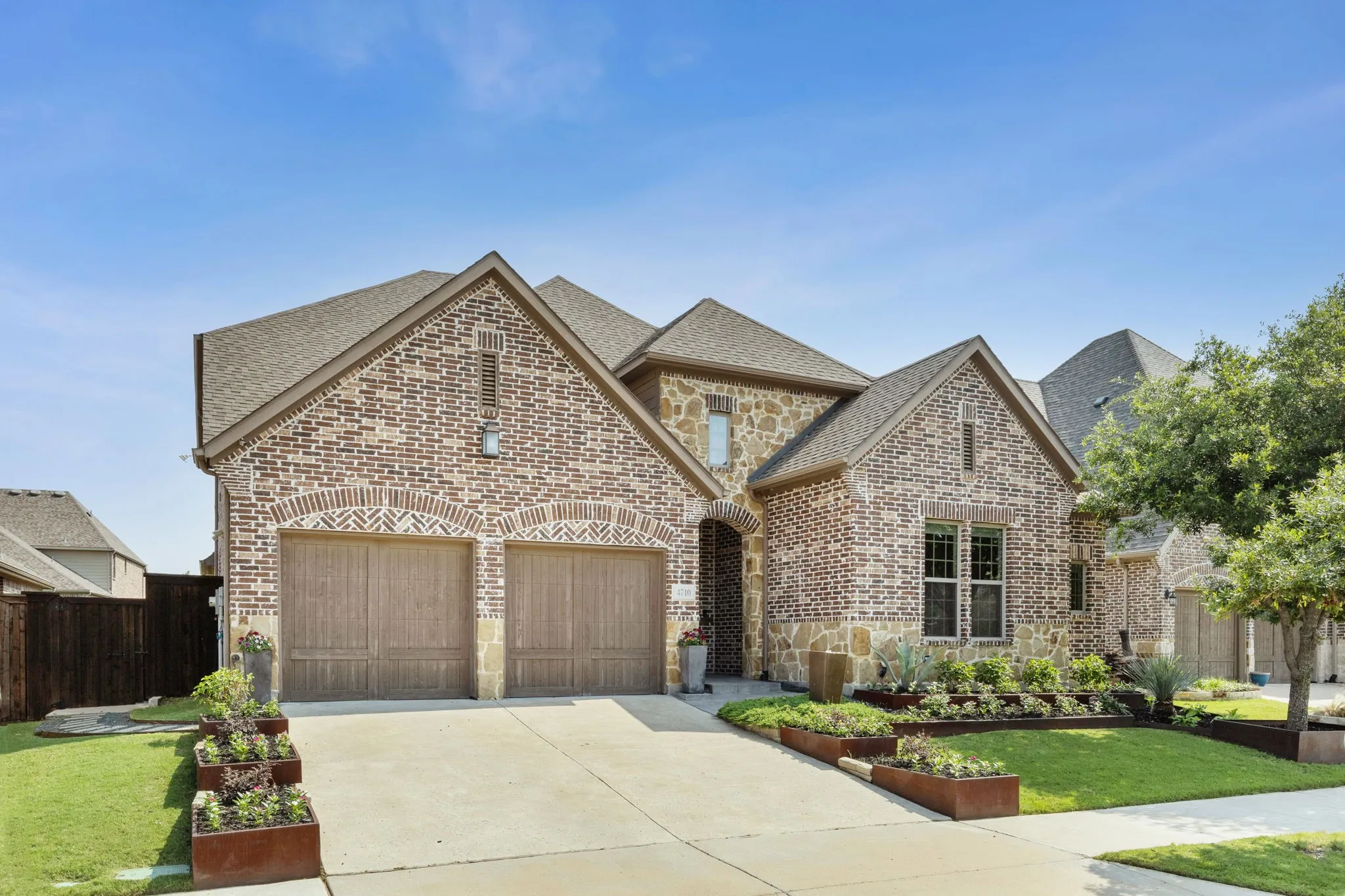 Single Family Residence For Sale in Denton County , 4710 Crossvine Drive, Prosper, Texas 75078, 4 Bedroom, 4 Bathroom, 2 Garage spaces, 3,190 Sqft, built in 2014, mls#21369148, Real Estate Agent in Prosper, Homes For Sale in Denton county, Homes For Sale in Prosper, Realtor in Prosper Texas, Real Estate Brokerage Independent Realty Texas, Luminita Cordes Realtor