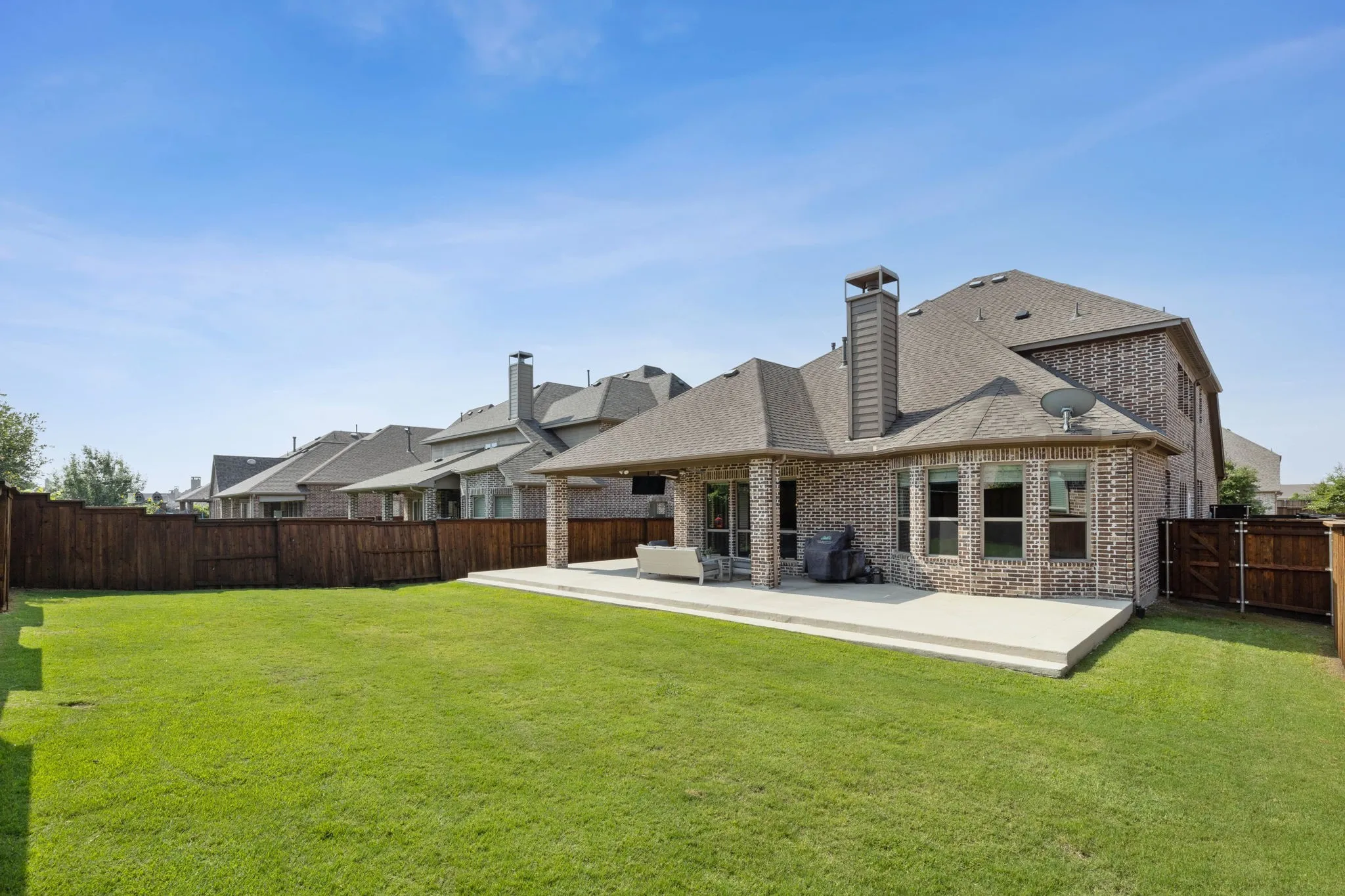 Single Family Residence For Sale in Denton County , 4710 Crossvine Drive, Prosper, Texas 75078, 4 Bedroom, 4 Bathroom, 2 Garage spaces, 3,190 Sqft, built in 2014, mls#21369148, Real Estate Agent in Prosper, Homes For Sale in Denton county, Homes For Sale in Prosper, Realtor in Prosper Texas, Real Estate Brokerage Independent Realty Texas, Luminita Cordes Realtor