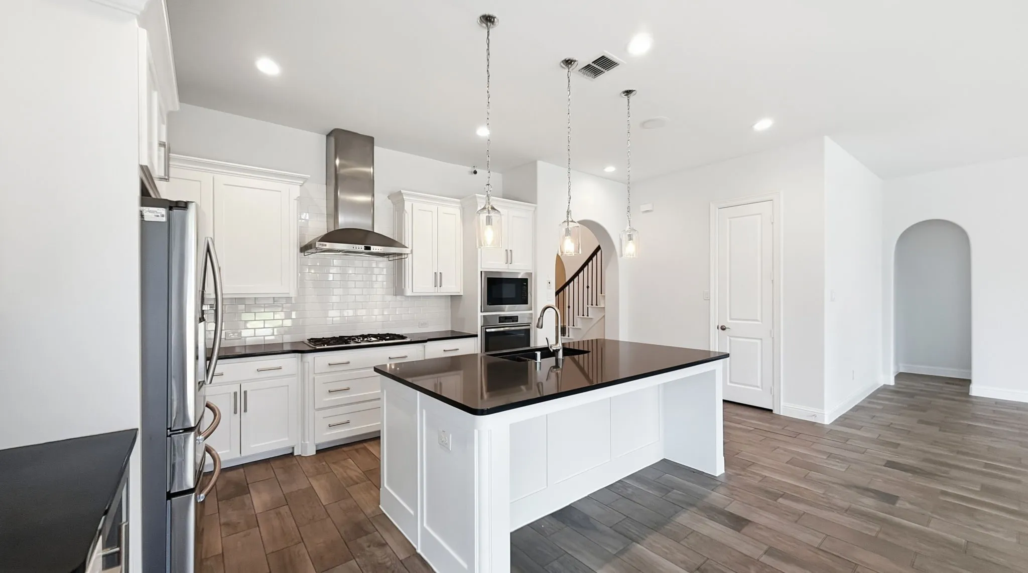 Single Family Residence For Sale in Denton County , 4710 Crossvine Drive, Prosper, Texas 75078, 4 Bedroom, 4 Bathroom, 2 Garage spaces, 3,190 Sqft, built in 2014, mls#21369148, Real Estate Agent in Prosper, Homes For Sale in Denton county, Homes For Sale in Prosper, Realtor in Prosper Texas, Real Estate Brokerage Independent Realty Texas, Luminita Cordes Realtor