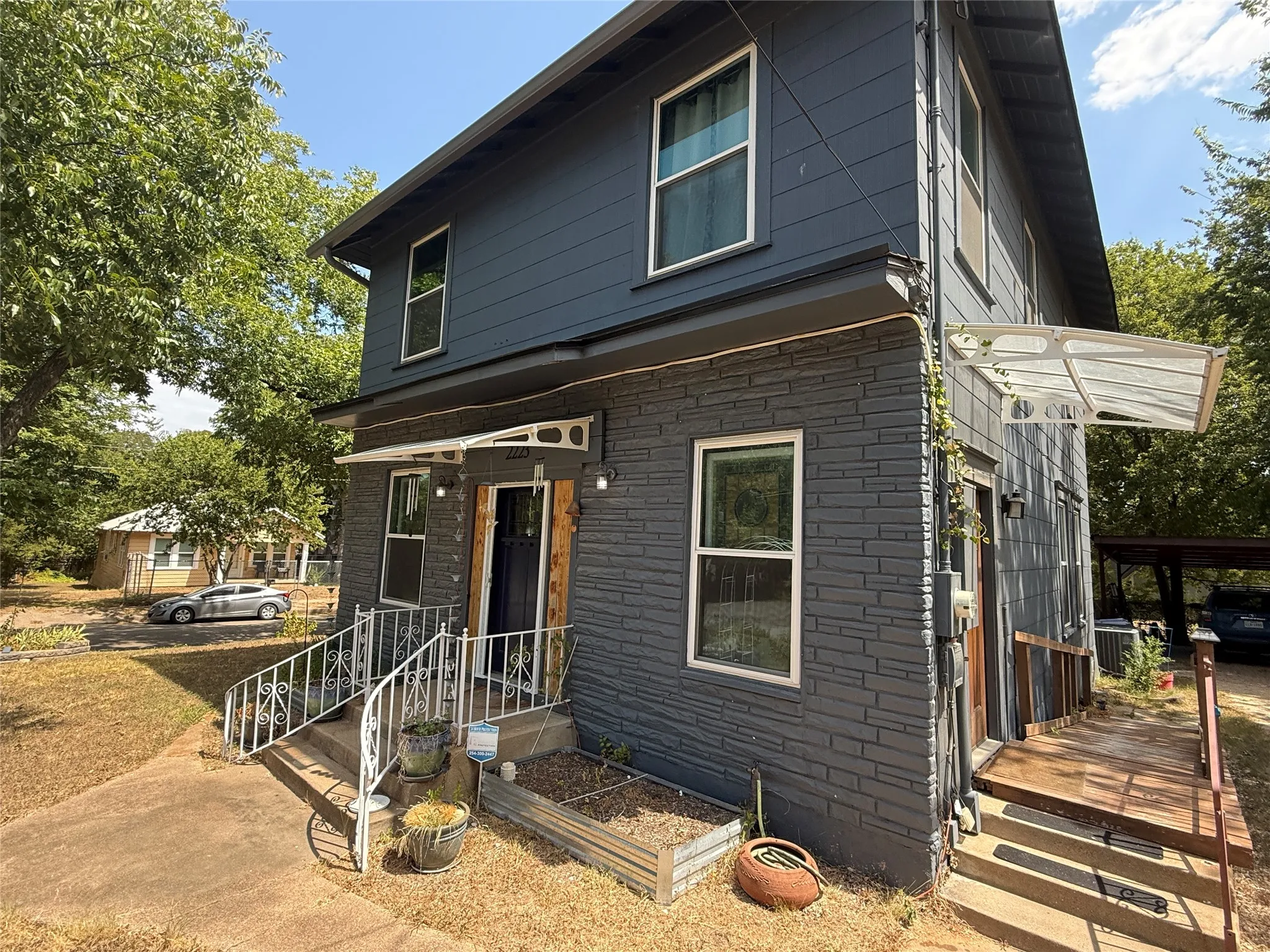 Single Family Residence For Sale in Mc Lennan County , 2223 N 6th Street, Waco, Texas 76708, 4 Bedroom, 3 Bathroom, Garage spaces, 2,024 Sqft, built in 1924, mls#21369131, Real Estate Agent in Waco, Homes For Sale in Mc Lennan county, Homes For Sale in Waco, Realtor in Waco Texas, Real Estate Brokerage Independent Realty Texas, Luminita Cordes Realtor