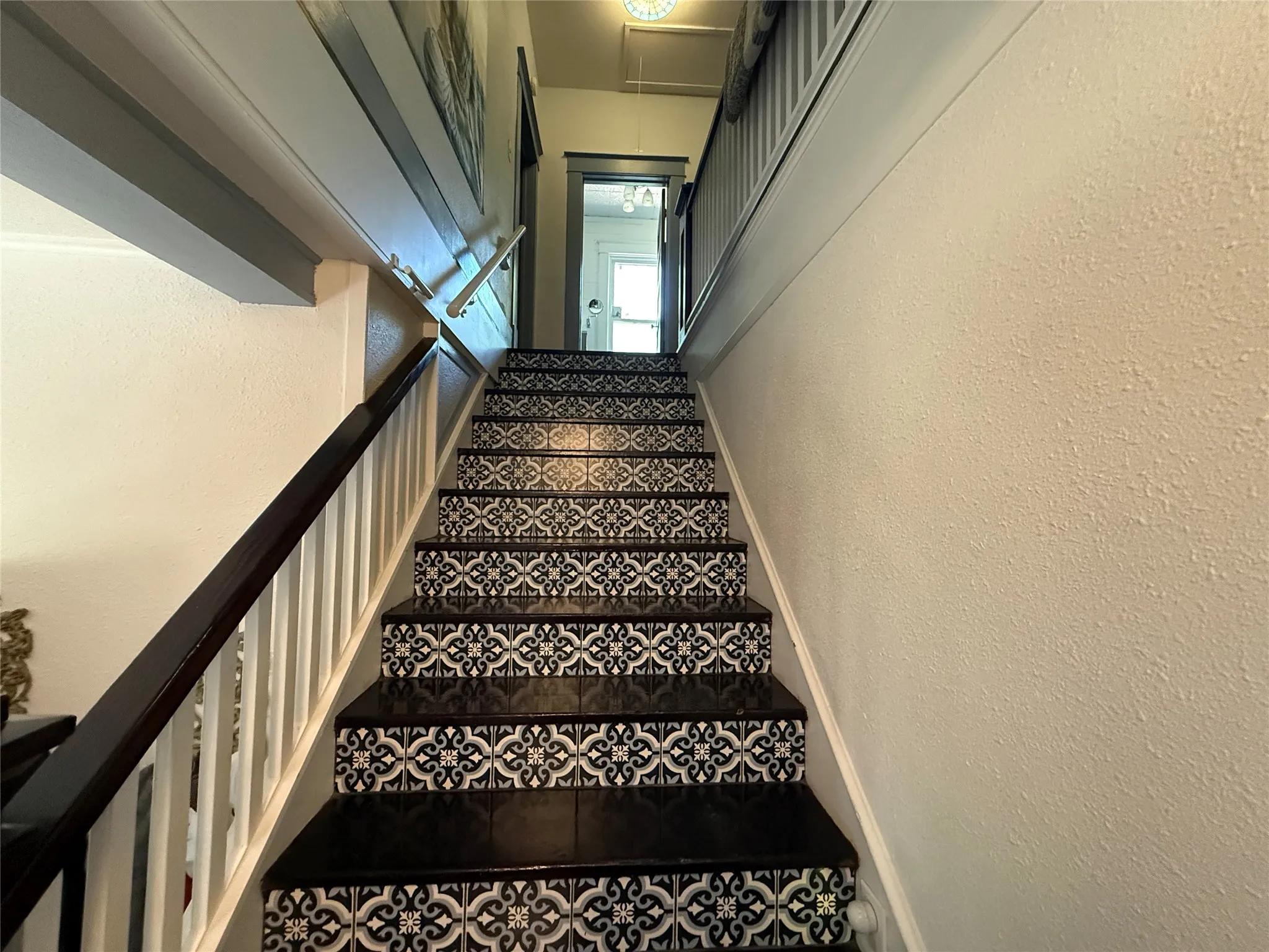 Single Family Residence For Sale in Mc Lennan County , 2223 N 6th Street, Waco, Texas 76708, 4 Bedroom, 3 Bathroom, Garage spaces, 2,024 Sqft, built in 1924, mls#21369131, Real Estate Agent in Waco, Homes For Sale in Mc Lennan county, Homes For Sale in Waco, Realtor in Waco Texas, Real Estate Brokerage Independent Realty Texas, Luminita Cordes Realtor