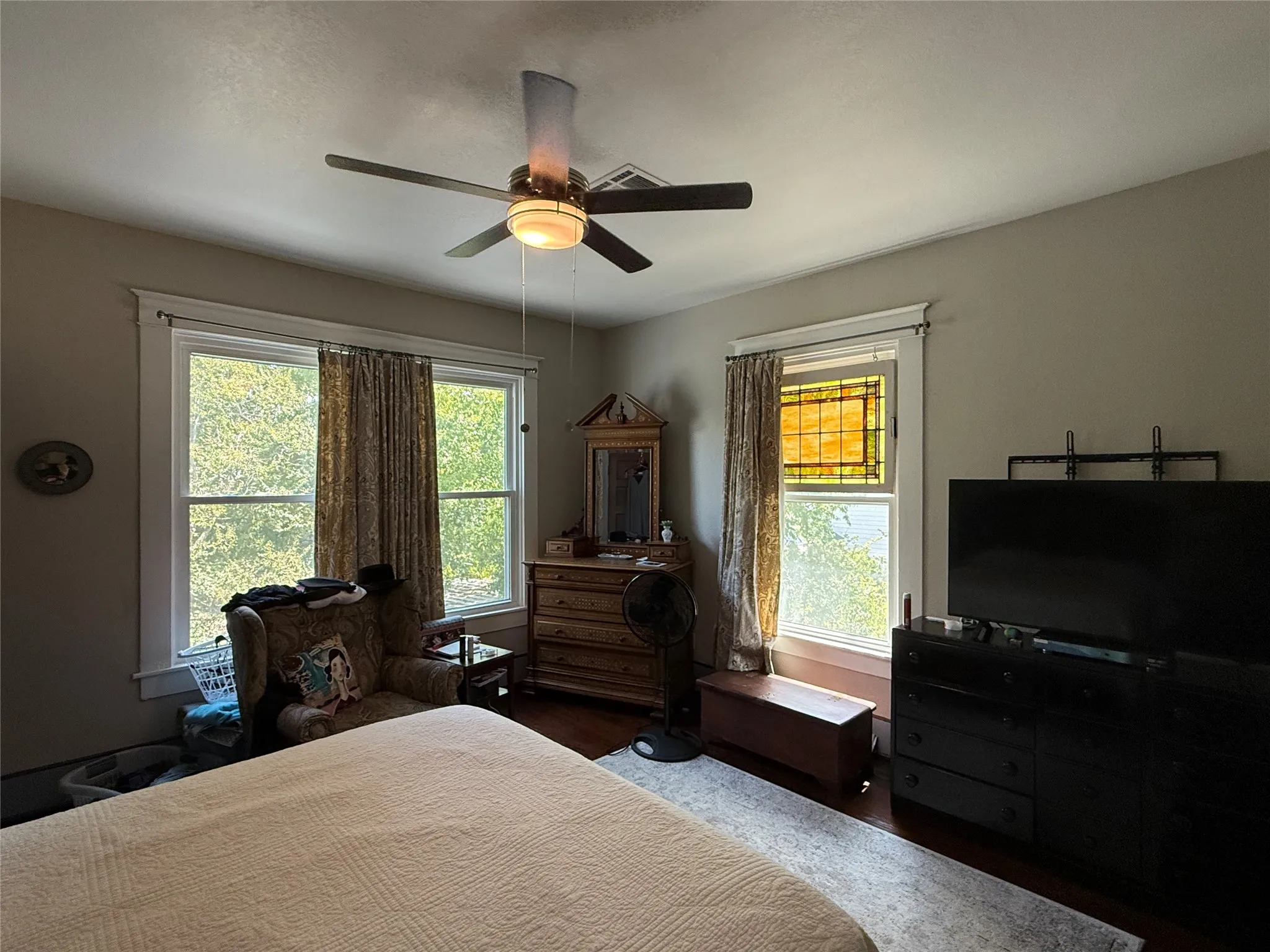 Single Family Residence For Sale in Mc Lennan County , 2223 N 6th Street, Waco, Texas 76708, 4 Bedroom, 3 Bathroom, Garage spaces, 2,024 Sqft, built in 1924, mls#21369131, Real Estate Agent in Waco, Homes For Sale in Mc Lennan county, Homes For Sale in Waco, Realtor in Waco Texas, Real Estate Brokerage Independent Realty Texas, Luminita Cordes Realtor