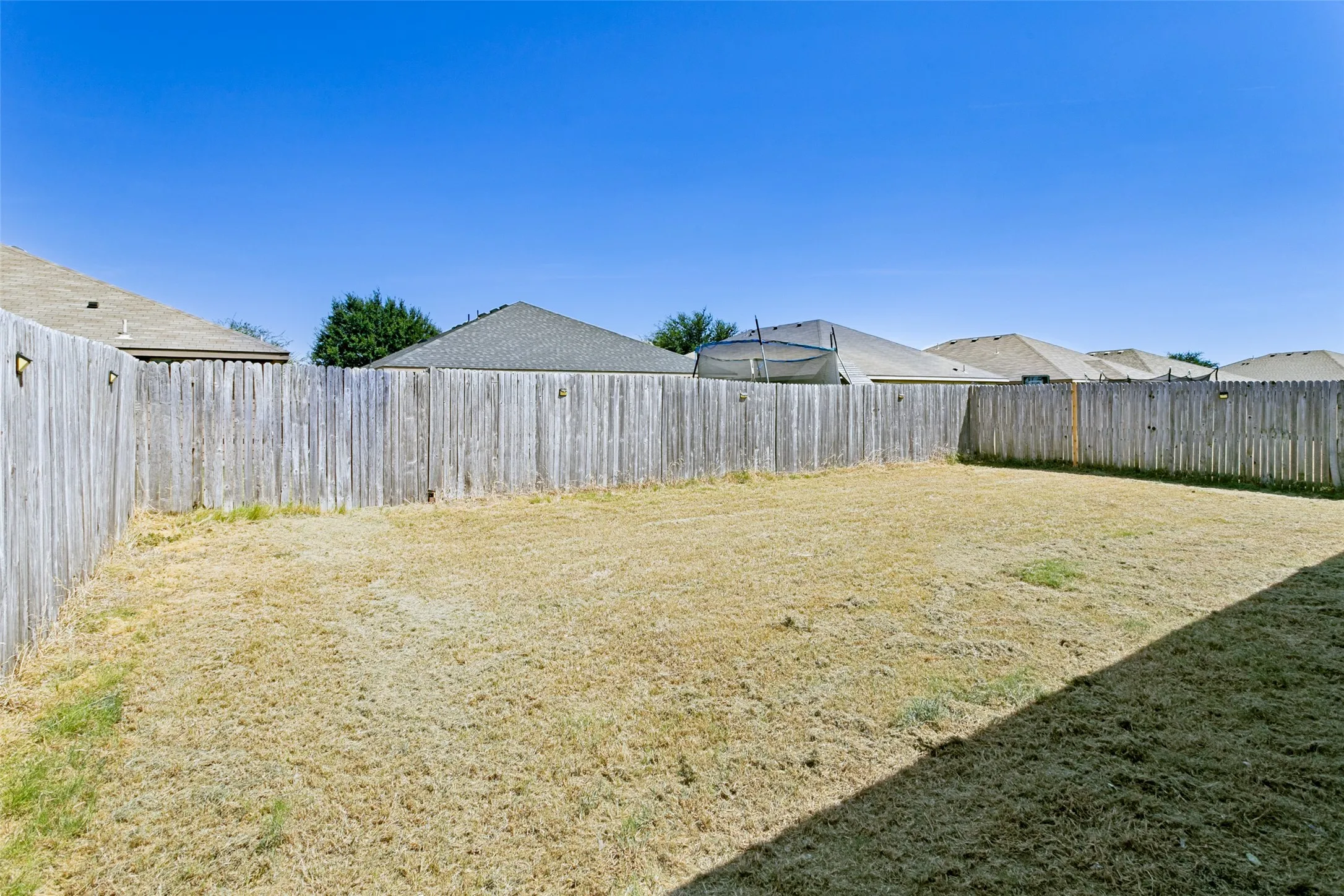 Single Family Residence For Rent in Tarrant County , 8817 Poynter Street, Fort Worth, Texas 76123, 4 Bedroom, 2 Bathroom, 2 Garage spaces, 1,798 Sqft, built in 2015, mls#21368430, Real Estate Agent in Fort Worth, Homes For Rent in Tarrant county, Homes For Rent in Fort Worth, Realtor in Fort Worth Texas, Real Estate Brokerage Independent Realty Texas, Luminita Cordes Realtor