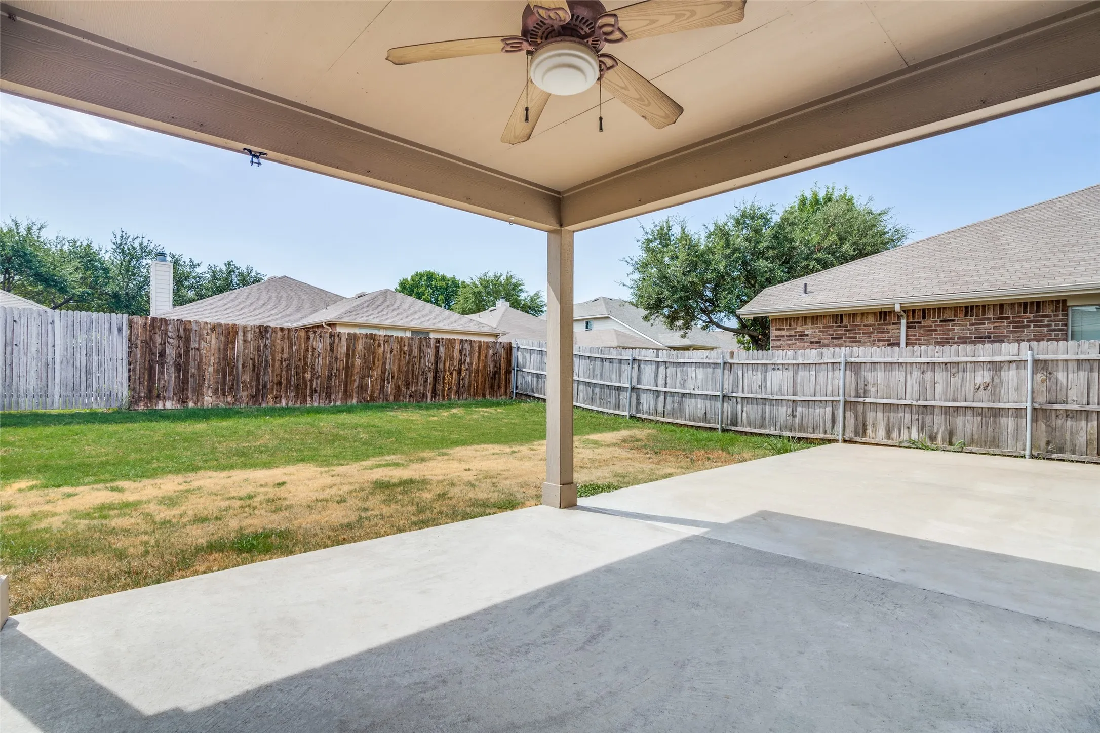 Single Family Residence For Rent in Kaufman County , 1012 Valera Road, Forney, Texas 75126, 4 Bedroom, 3 Bathroom, 2 Garage spaces, 2,717 Sqft, built in 2005, mls#21369289, Real Estate Agent in Forney, Homes For Rent in Kaufman county, Homes For Rent in Forney, Realtor in Forney Texas, Real Estate Brokerage Independent Realty Texas, Luminita Cordes Realtor