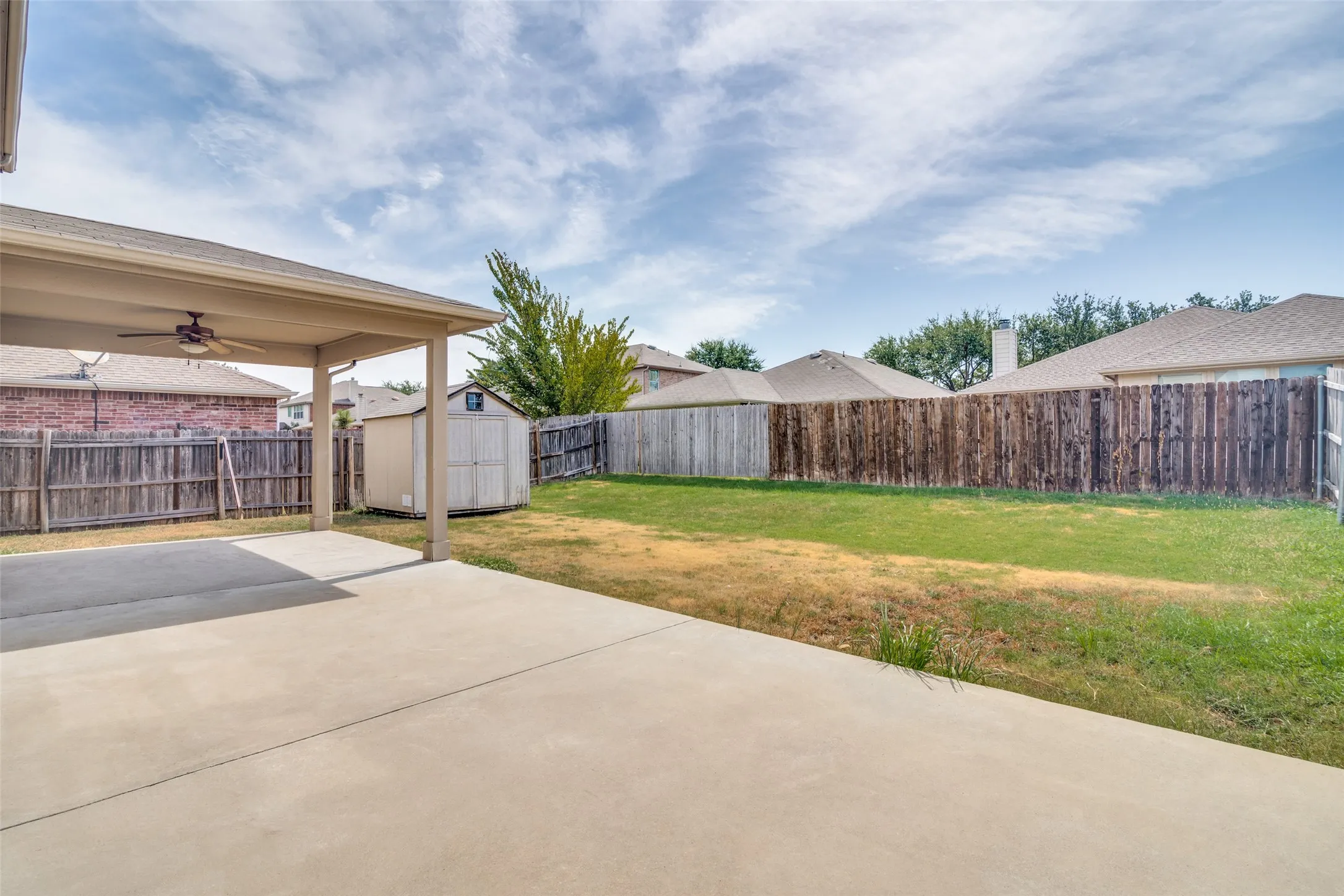 Single Family Residence For Rent in Kaufman County , 1012 Valera Road, Forney, Texas 75126, 4 Bedroom, 3 Bathroom, 2 Garage spaces, 2,717 Sqft, built in 2005, mls#21369289, Real Estate Agent in Forney, Homes For Rent in Kaufman county, Homes For Rent in Forney, Realtor in Forney Texas, Real Estate Brokerage Independent Realty Texas, Luminita Cordes Realtor