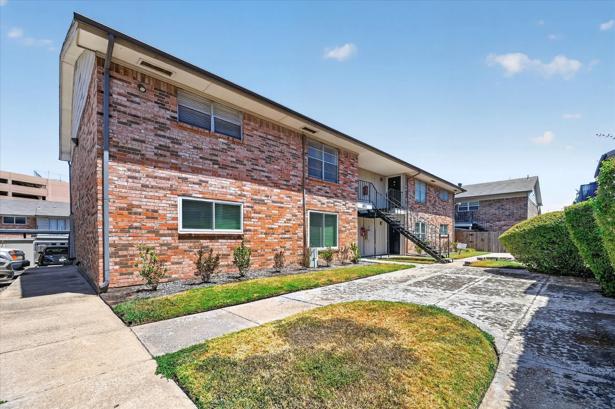 Condominium For Sale in Dallas County , 8071 Meadow Road 219, Dallas, Texas 75231, 2 Bedroom, 2 Bathroom, Garage spaces, 1,197 Sqft, built in 1969, mls#21369227, Real Estate Agent in Dallas, Homes For Sale in Dallas county, Homes For Sale in Dallas, Realtor in Dallas Texas, Real Estate Brokerage Independent Realty Texas, Luminita Cordes Realtor