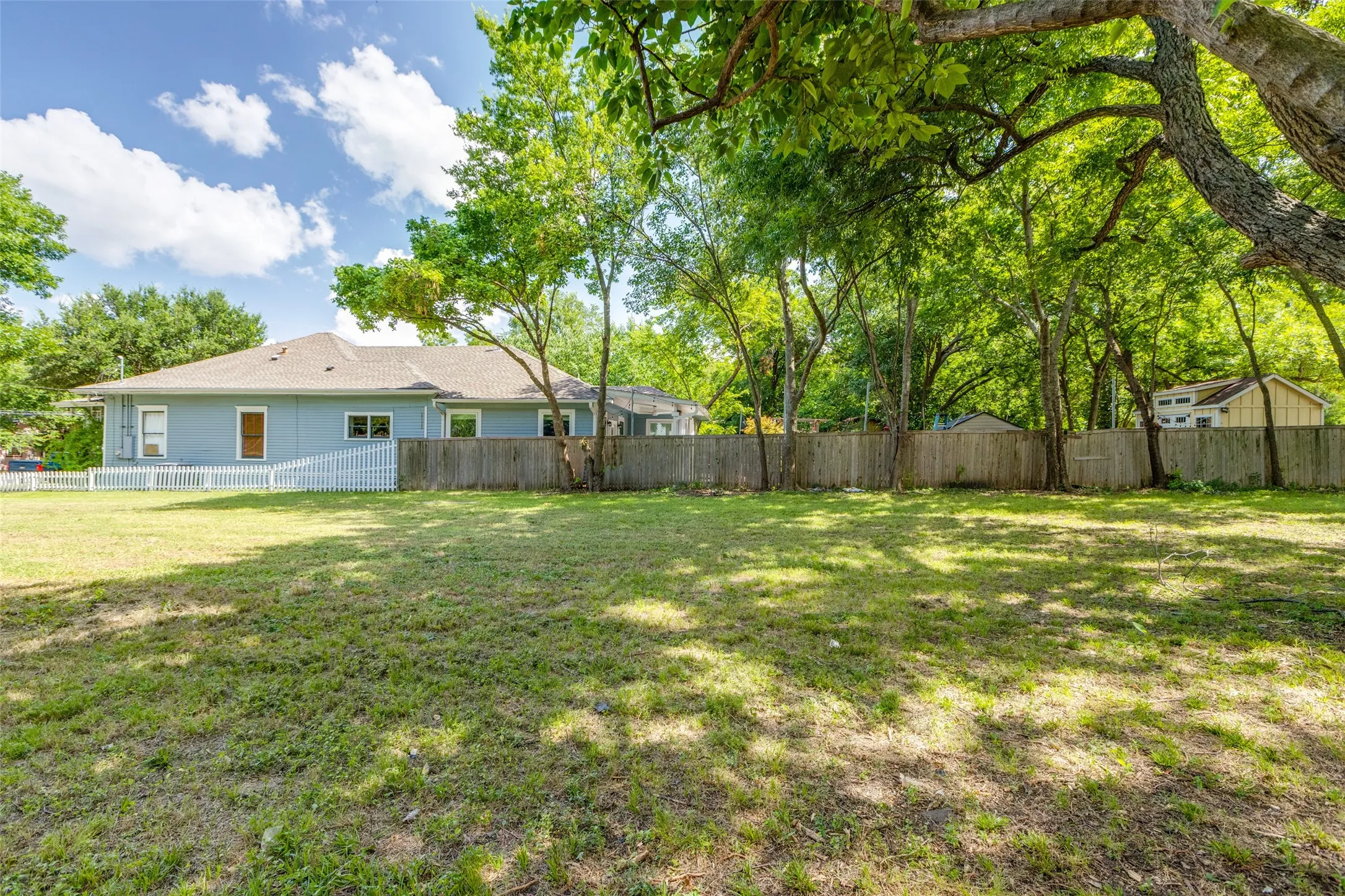 Improved Land For Sale in Collin County , 605 N Kentucky Street, Mc Kinney, Texas 75069, 0, 0, Garage spaces, 0 Sqft, built in 0, mls#21368399, Real Estate Agent in Mc Kinney, Homes For Sale in Collin county, Homes For Sale in Mc Kinney, Realtor in Mc Kinney Texas, Real Estate Brokerage Independent Realty Texas, Luminita Cordes Realtor