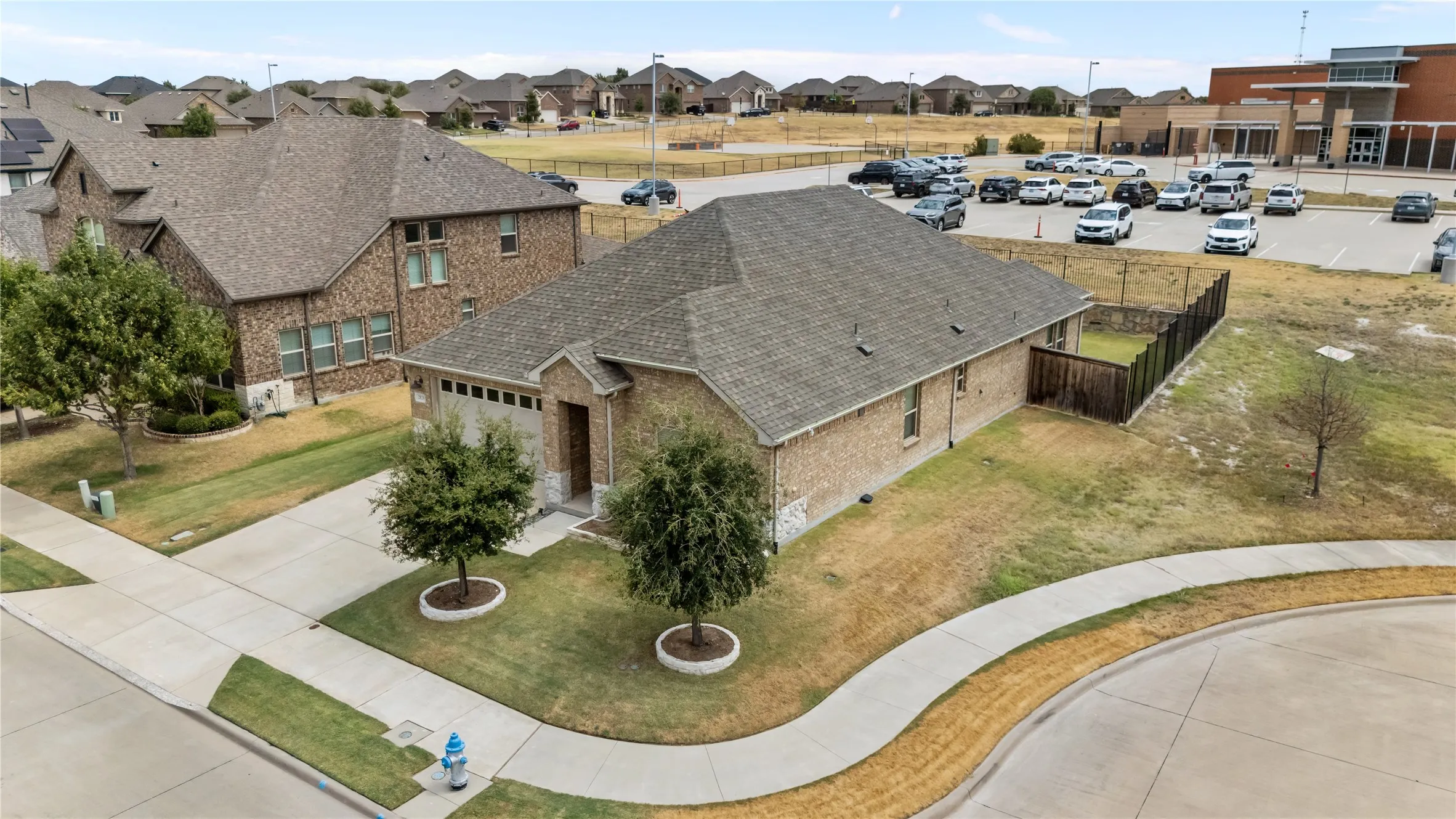 Single Family Residence For Sale in Collin County , 2820 Field Street, Celina, Texas 75009, 4 Bedroom, 3 Bathroom, 2 Garage spaces, 2,072 Sqft, built in 2019, mls#21369160, Real Estate Agent in Celina, Homes For Sale in Collin county, Homes For Sale in Celina, Realtor in Celina Texas, Real Estate Brokerage Independent Realty Texas, Luminita Cordes Realtor