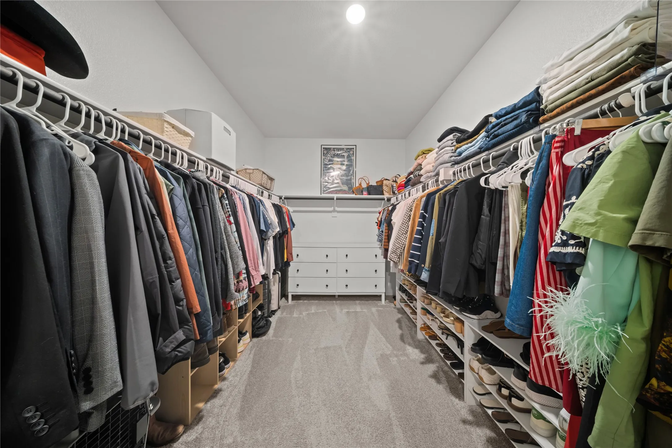 Single Family Residence For Sale in Collin County , 2820 Field Street, Celina, Texas 75009, 4 Bedroom, 3 Bathroom, 2 Garage spaces, 2,072 Sqft, built in 2019, mls#21369160, Real Estate Agent in Celina, Homes For Sale in Collin county, Homes For Sale in Celina, Realtor in Celina Texas, Real Estate Brokerage Independent Realty Texas, Luminita Cordes Realtor