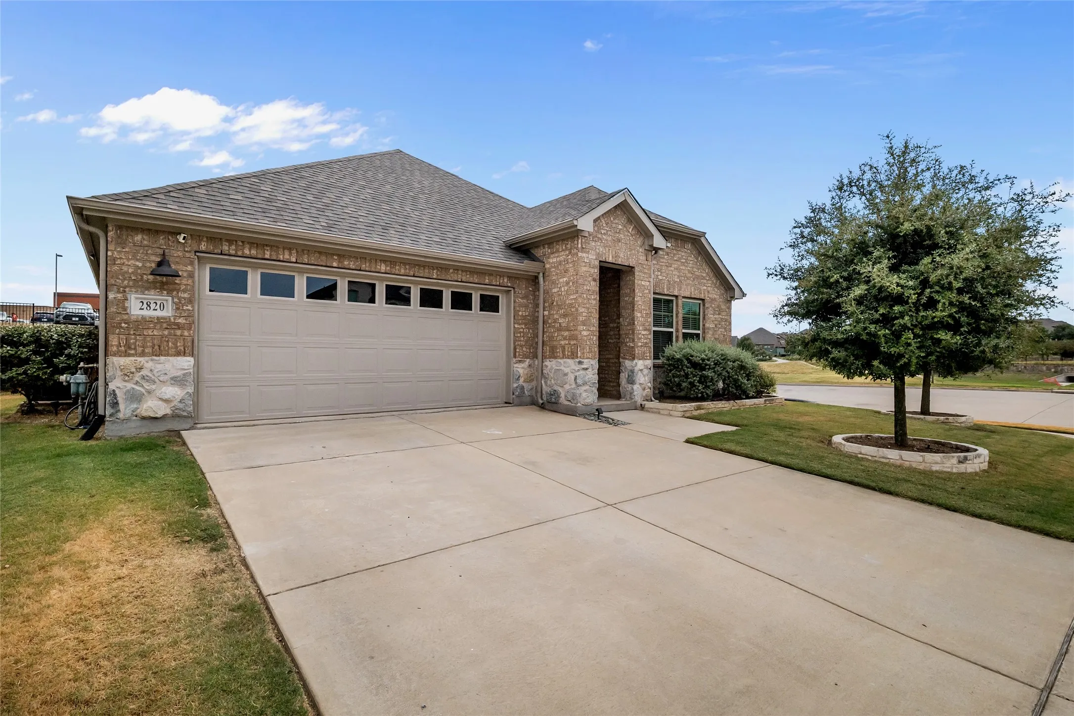 Single Family Residence For Sale in Collin County , 2820 Field Street, Celina, Texas 75009, 4 Bedroom, 3 Bathroom, 2 Garage spaces, 2,072 Sqft, built in 2019, mls#21369160, Real Estate Agent in Celina, Homes For Sale in Collin county, Homes For Sale in Celina, Realtor in Celina Texas, Real Estate Brokerage Independent Realty Texas, Luminita Cordes Realtor