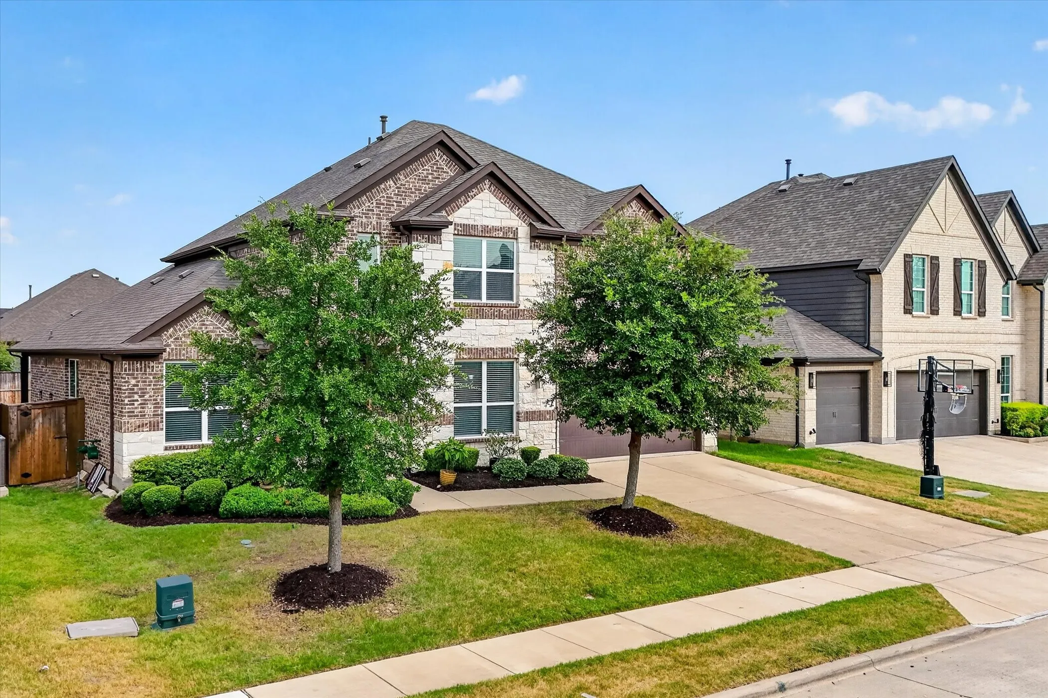 Single Family Residence For Sale in Denton County , 7008 Elk Springs Drive, Argyle, Texas 76226, 5 Bedroom, 4 Bathroom, 2 Garage spaces, 3,049 Sqft, built in 2019, mls#21367918, Real Estate Agent in Argyle, Homes For Sale in Denton county, Homes For Sale in Argyle, Realtor in Argyle Texas, Real Estate Brokerage Independent Realty Texas, Luminita Cordes Realtor
