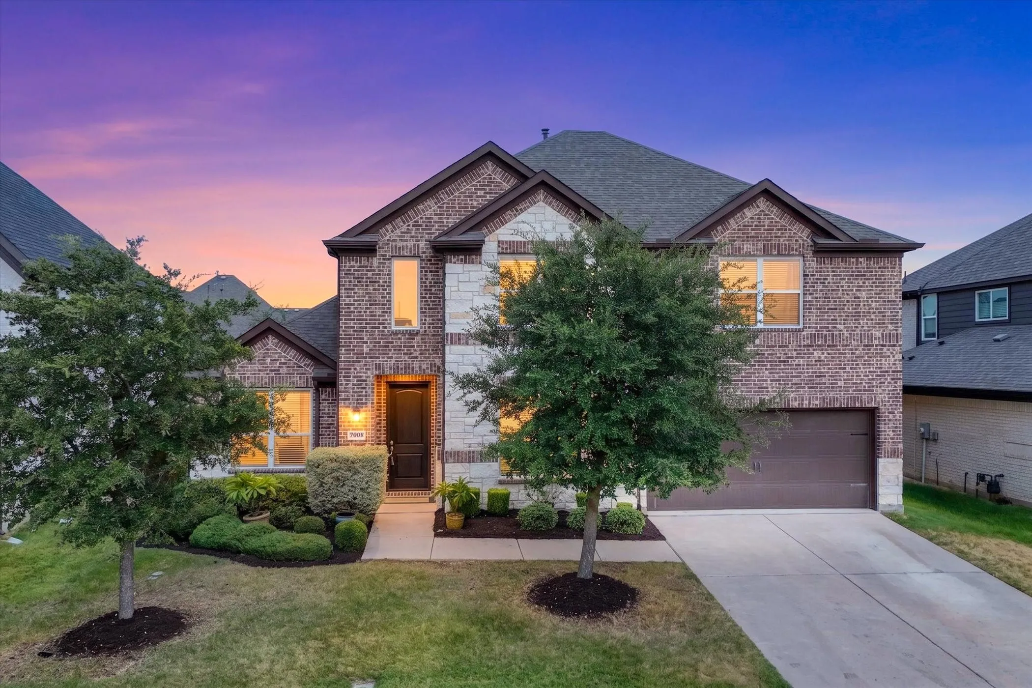 Single Family Residence For Sale in Denton County , 7008 Elk Springs Drive, Argyle, Texas 76226, 5 Bedroom, 4 Bathroom, 2 Garage spaces, 3,049 Sqft, built in 2019, mls#21367918, Real Estate Agent in Argyle, Homes For Sale in Denton county, Homes For Sale in Argyle, Realtor in Argyle Texas, Real Estate Brokerage Independent Realty Texas, Luminita Cordes Realtor