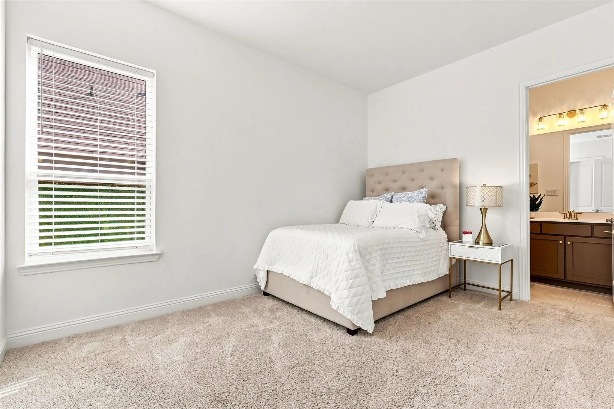 Single Family Residence For Sale in Denton County , 7122 Doe Creek Lane, Argyle, Texas 76226, 4 Bedroom, 4 Bathroom, 3 Garage spaces, 3,096 Sqft, built in 2023, mls#21368464, Real Estate Agent in Argyle, Homes For Sale in Denton county, Homes For Sale in Argyle, Realtor in Argyle Texas, Real Estate Brokerage Independent Realty Texas, Luminita Cordes Realtor