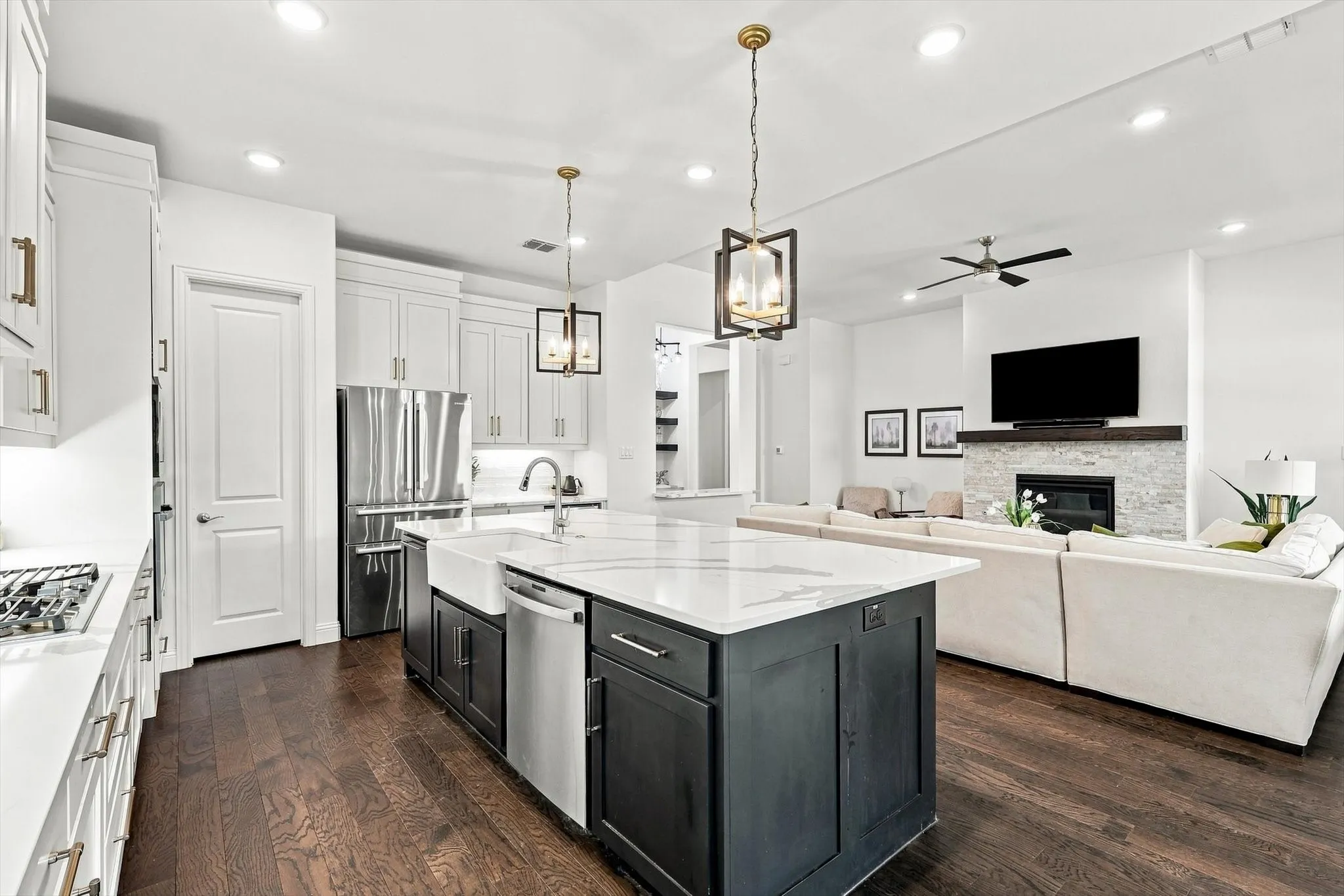Single Family Residence For Sale in Denton County , 7122 Doe Creek Lane, Argyle, Texas 76226, 4 Bedroom, 4 Bathroom, 3 Garage spaces, 3,096 Sqft, built in 2023, mls#21368464, Real Estate Agent in Argyle, Homes For Sale in Denton county, Homes For Sale in Argyle, Realtor in Argyle Texas, Real Estate Brokerage Independent Realty Texas, Luminita Cordes Realtor