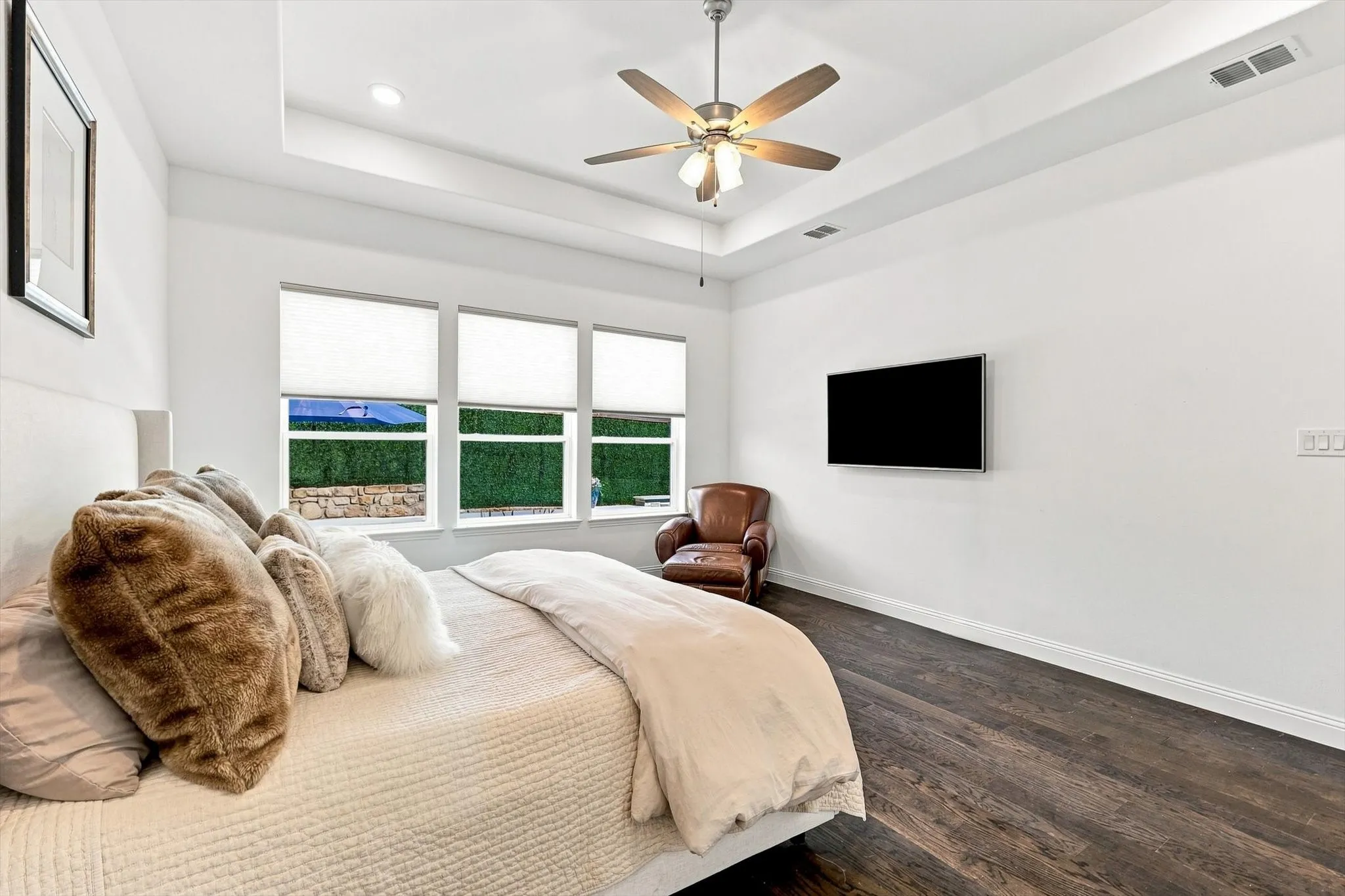 Single Family Residence For Sale in Denton County , 7122 Doe Creek Lane, Argyle, Texas 76226, 4 Bedroom, 4 Bathroom, 3 Garage spaces, 3,096 Sqft, built in 2023, mls#21368464, Real Estate Agent in Argyle, Homes For Sale in Denton county, Homes For Sale in Argyle, Realtor in Argyle Texas, Real Estate Brokerage Independent Realty Texas, Luminita Cordes Realtor