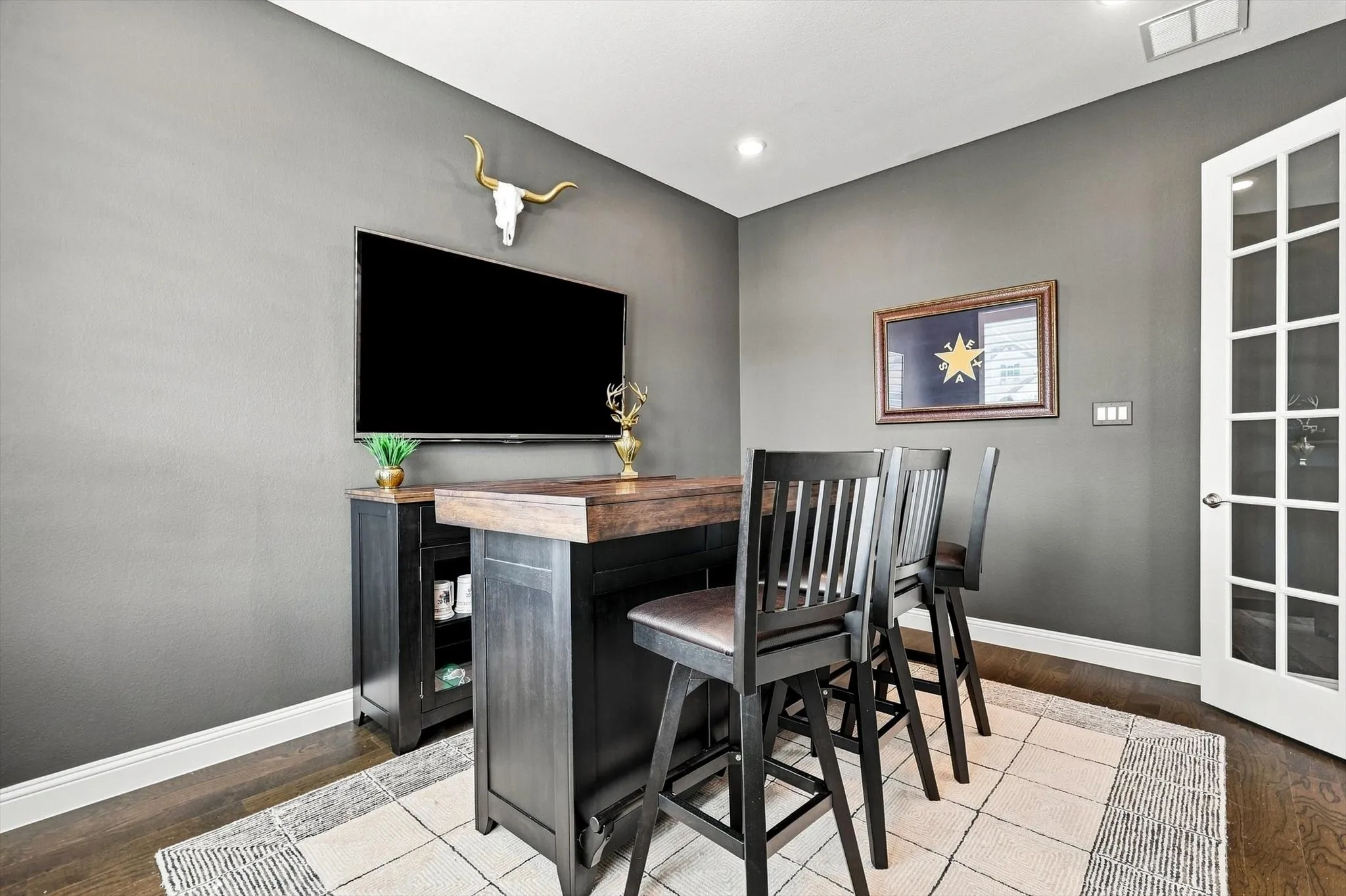 Single Family Residence For Sale in Denton County , 7122 Doe Creek Lane, Argyle, Texas 76226, 4 Bedroom, 4 Bathroom, 3 Garage spaces, 3,096 Sqft, built in 2023, mls#21368464, Real Estate Agent in Argyle, Homes For Sale in Denton county, Homes For Sale in Argyle, Realtor in Argyle Texas, Real Estate Brokerage Independent Realty Texas, Luminita Cordes Realtor
