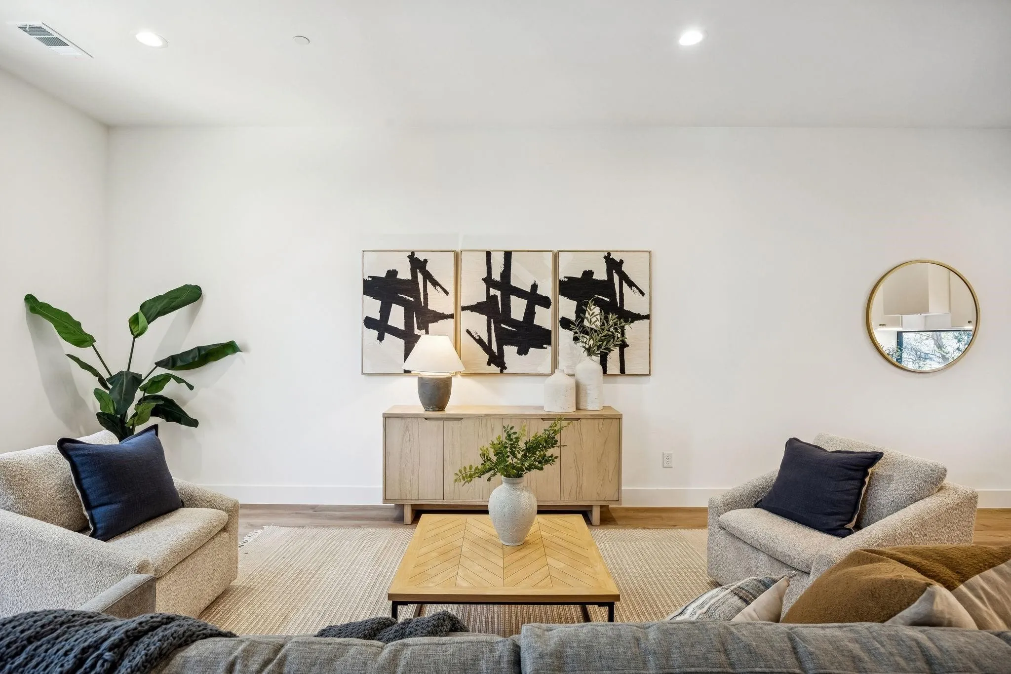 Condominium For Sale in Dallas County , 2147 Mail Avenue 102, Dallas, Texas 75235, 2 Bedroom, 3 Bathroom, 2 Garage spaces, 1,580 Sqft, built in 2026, mls#21368719, Real Estate Agent in Dallas, Homes For Sale in Dallas county, Homes For Sale in Dallas, Realtor in Dallas Texas, Real Estate Brokerage Independent Realty Texas, Luminita Cordes Realtor
