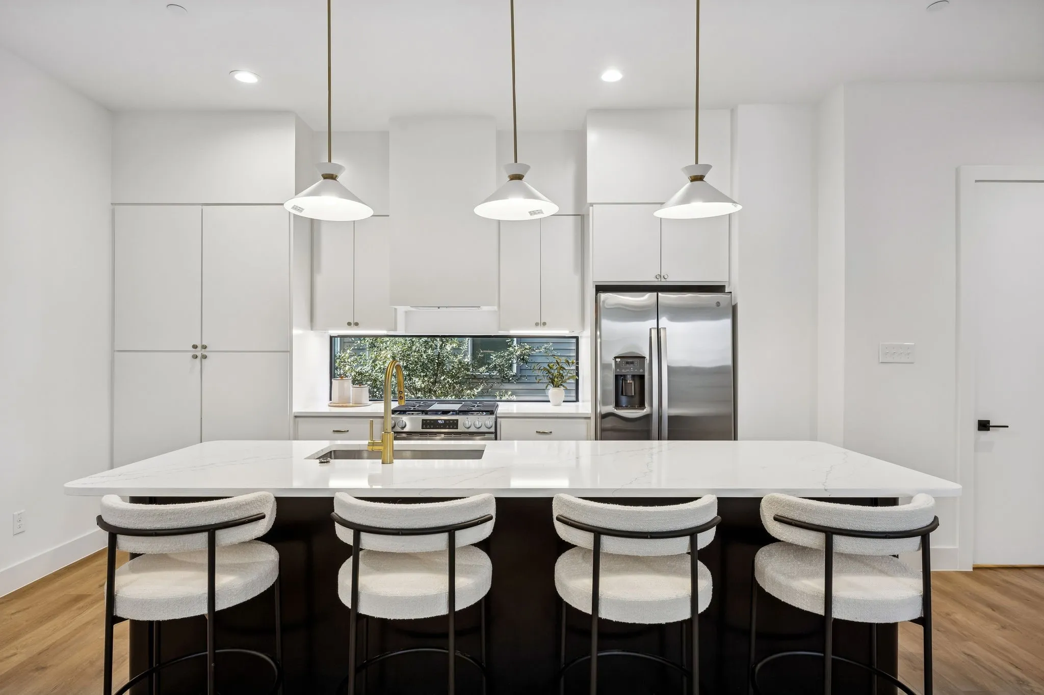 Condominium For Sale in Dallas County , 2147 Mail Avenue 101, Dallas, Texas 75235, 2 Bedroom, 3 Bathroom, 2 Garage spaces, 1,563 Sqft, built in 2026, mls#21368725, Real Estate Agent in Dallas, Homes For Sale in Dallas county, Homes For Sale in Dallas, Realtor in Dallas Texas, Real Estate Brokerage Independent Realty Texas, Luminita Cordes Realtor