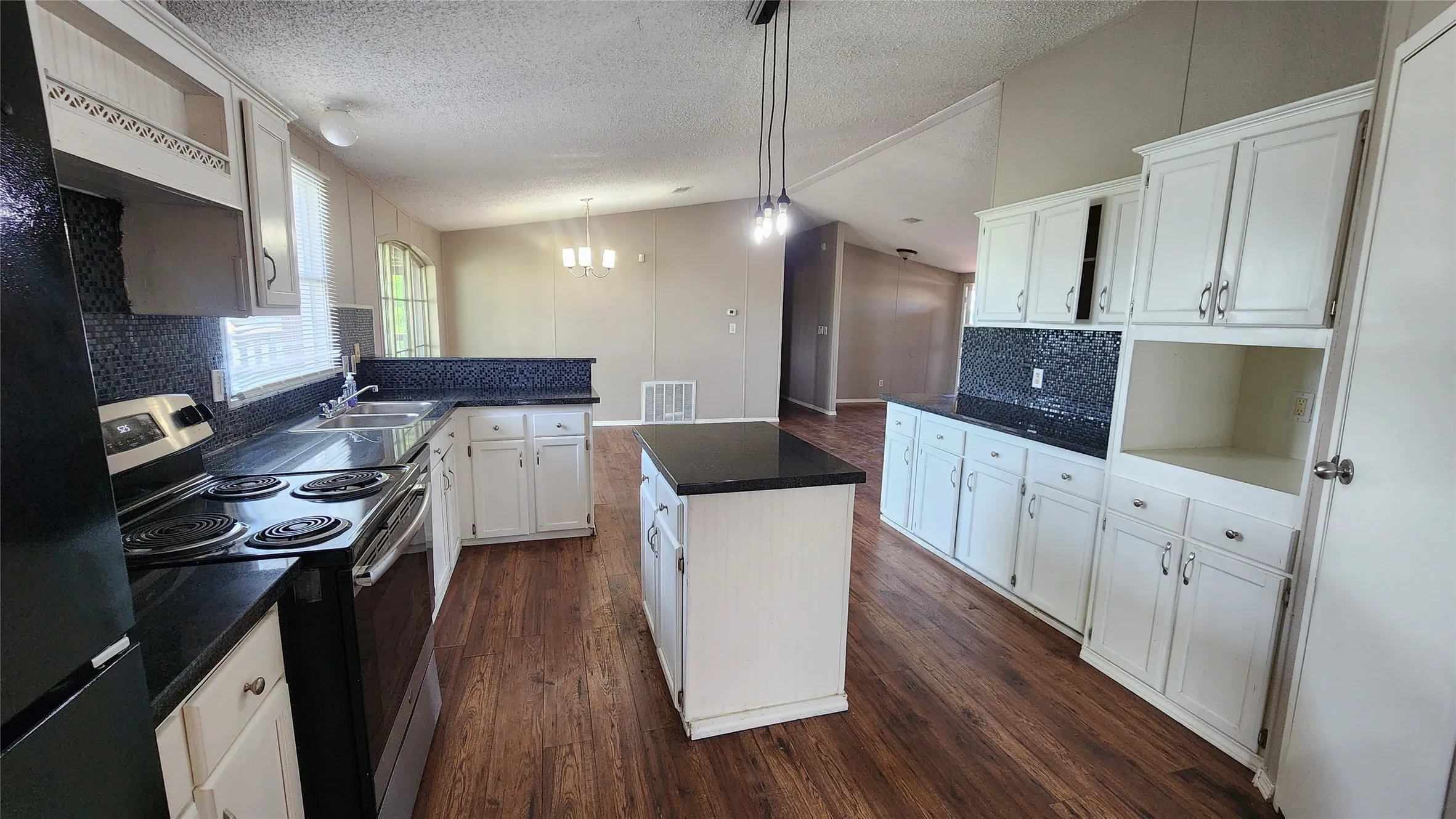 Industrial For Rent in Collin County , 19928-A County Road 590, Nevada, Texas 75173, 0, 0, Garage spaces, 0 Sqft, built in 1999, mls#21369311, Real Estate Agent in Nevada, Homes For Rent in Collin county, Homes For Rent in Nevada, Realtor in Nevada Texas, Real Estate Brokerage Independent Realty Texas, Luminita Cordes Realtor