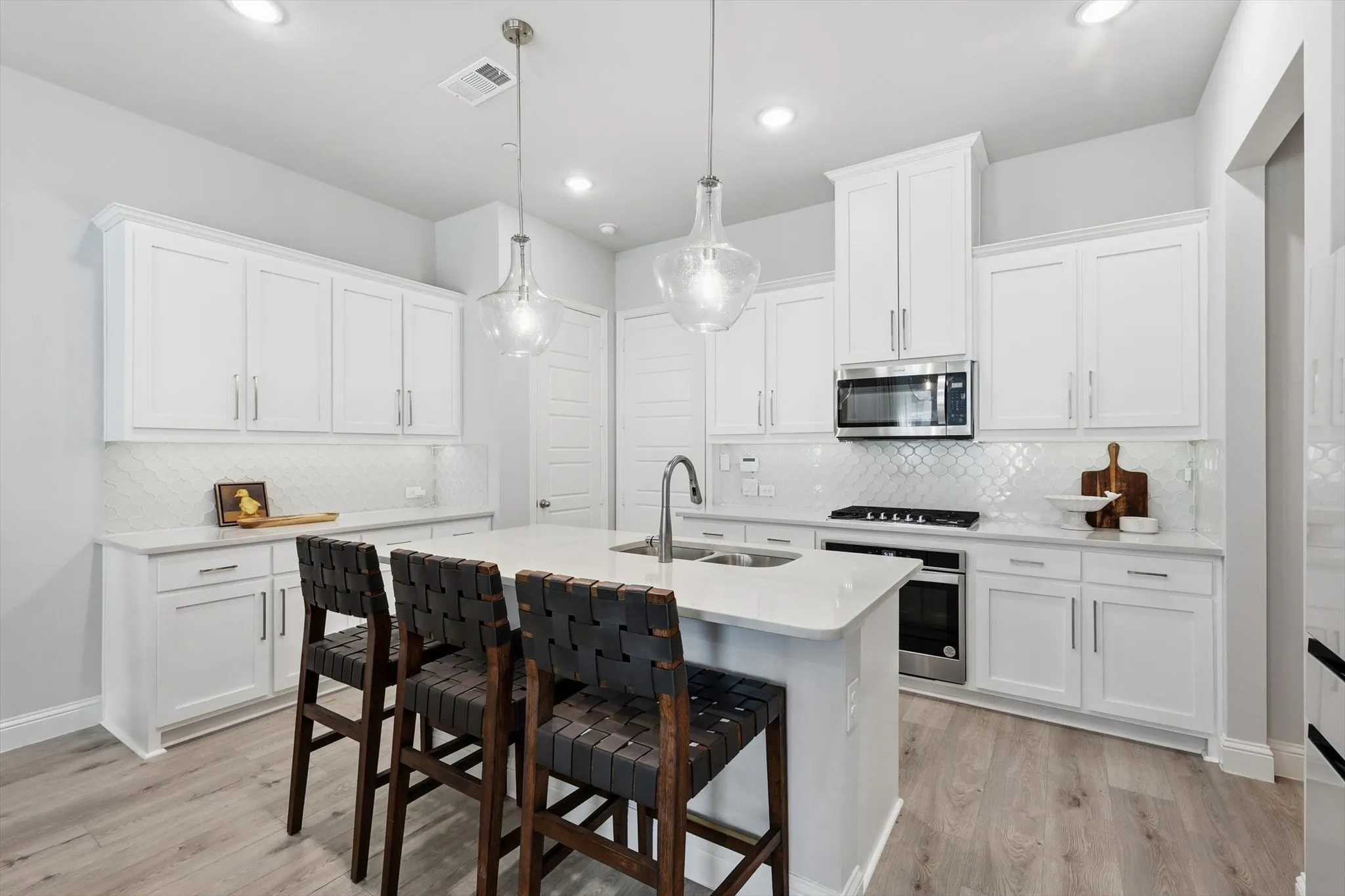 Spacious kitchen with island and butlers pantry