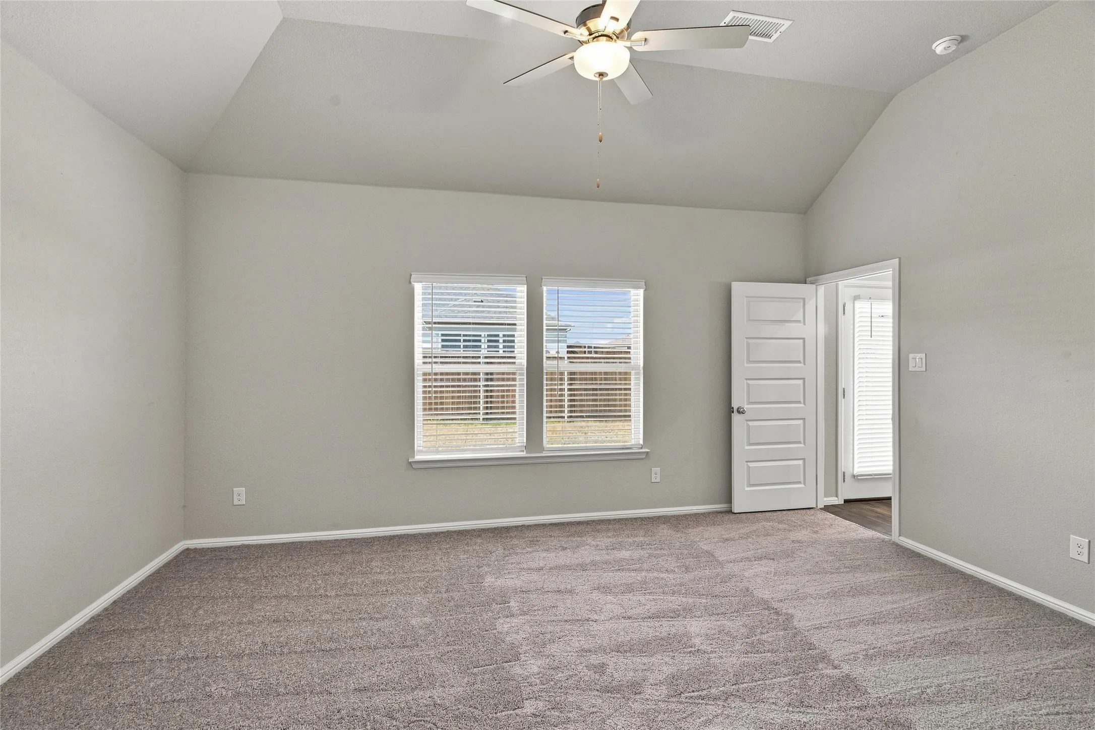 Single Family Residence For Sale in Tarrant County , 1345 Fox Glen Trail, Crowley, Texas 76036, 3 Bedroom, 4 Bathroom, 2 Garage spaces, 2,685 Sqft, built in 2023, mls#21368676, Real Estate Agent in Crowley, Homes For Sale in Tarrant county, Homes For Sale in Crowley, Realtor in Crowley Texas, Real Estate Brokerage Independent Realty Texas, Luminita Cordes Realtor