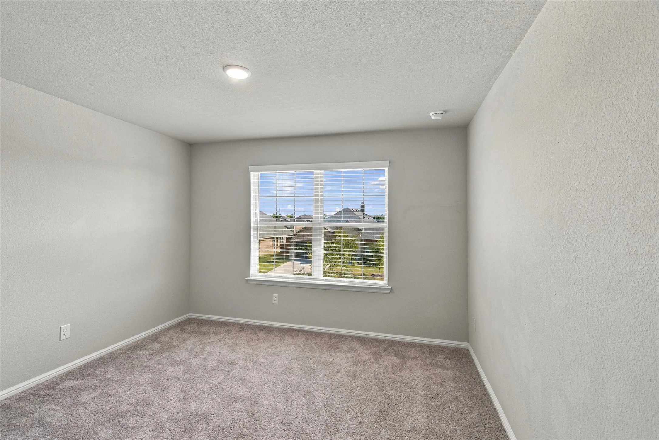 Single Family Residence For Sale in Tarrant County , 1345 Fox Glen Trail, Crowley, Texas 76036, 3 Bedroom, 4 Bathroom, 2 Garage spaces, 2,685 Sqft, built in 2023, mls#21368676, Real Estate Agent in Crowley, Homes For Sale in Tarrant county, Homes For Sale in Crowley, Realtor in Crowley Texas, Real Estate Brokerage Independent Realty Texas, Luminita Cordes Realtor