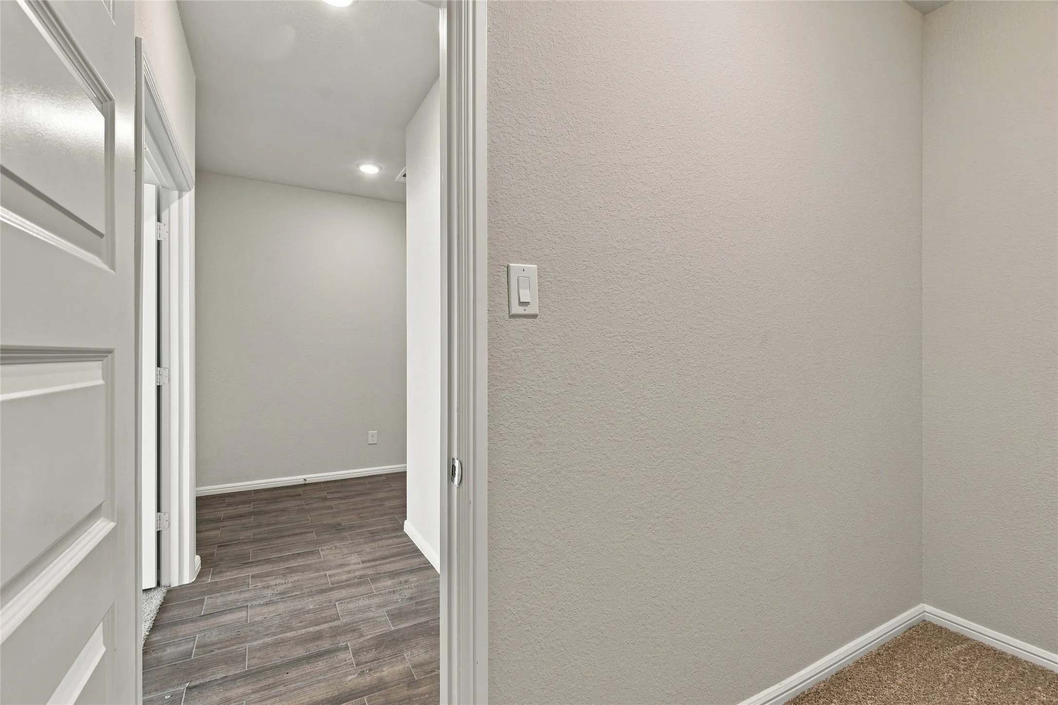 Single Family Residence For Sale in Tarrant County , 1345 Fox Glen Trail, Crowley, Texas 76036, 3 Bedroom, 4 Bathroom, 2 Garage spaces, 2,685 Sqft, built in 2023, mls#21368676, Real Estate Agent in Crowley, Homes For Sale in Tarrant county, Homes For Sale in Crowley, Realtor in Crowley Texas, Real Estate Brokerage Independent Realty Texas, Luminita Cordes Realtor