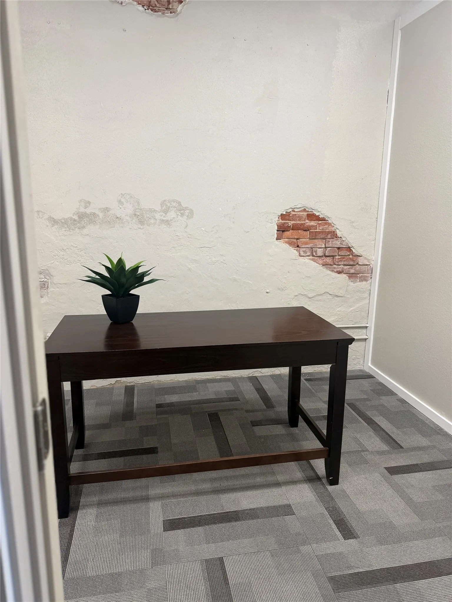 Office For Rent in Van Zandt County , 105 N 4th Street, Wills Point, Texas 75169, 0, 0, Garage spaces, 0 Sqft, built in 1940, mls#21369170, Real Estate Agent in Wills Point, Homes For Rent in Van Zandt county, Homes For Rent in Wills Point, Realtor in Wills Point Texas, Real Estate Brokerage Independent Realty Texas, Luminita Cordes Realtor