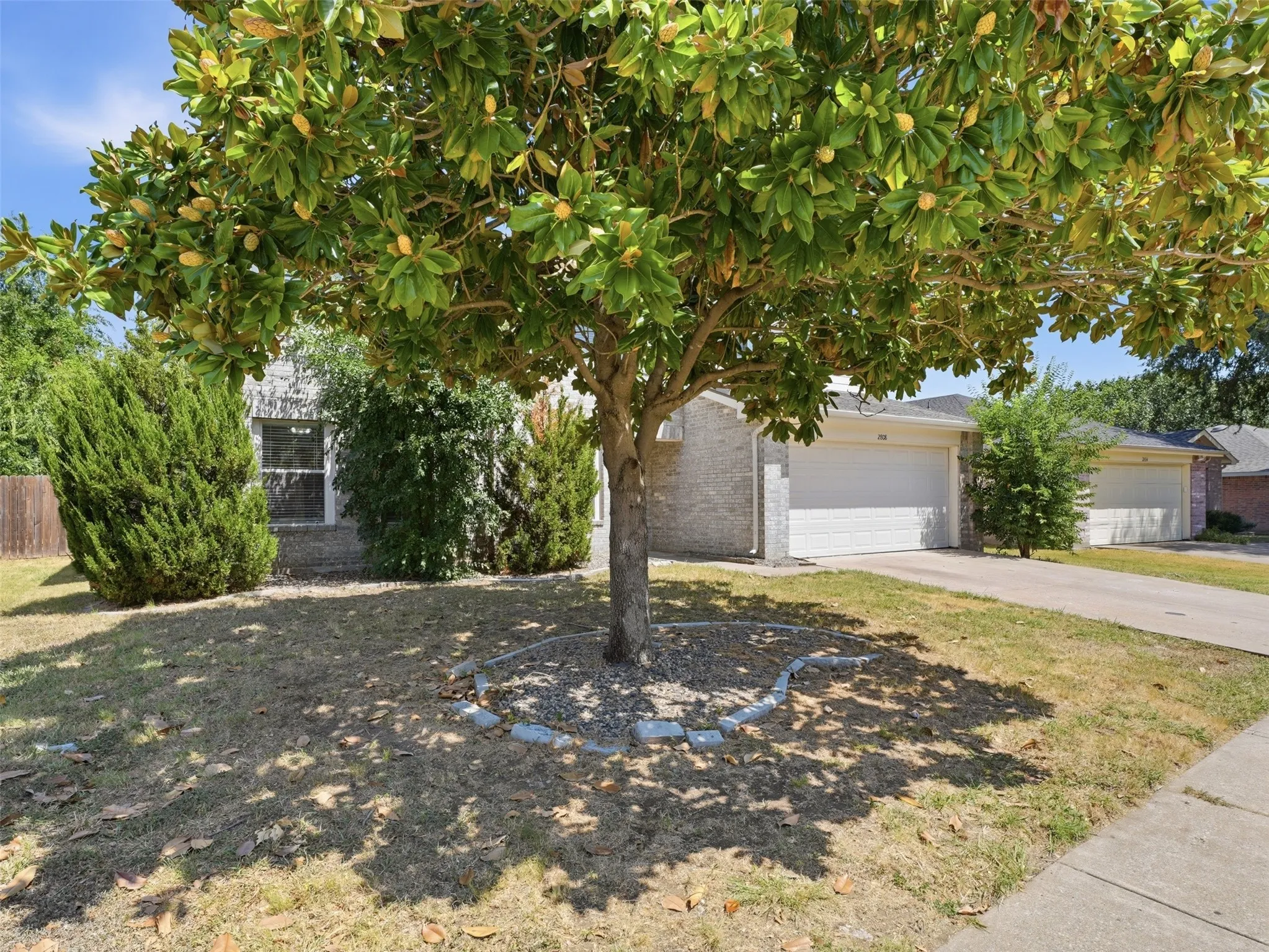 Single Family Residence For Rent in Collin County , 2808 High Pointe Boulevard, Mc Kinney, Texas 75071, 6 Bedroom, 3 Bathroom, 2 Garage spaces, 2,621 Sqft, built in 1999, mls#21369345, Real Estate Agent in Mc Kinney, Homes For Rent in Collin county, Homes For Rent in Mc Kinney, Realtor in Mc Kinney Texas, Real Estate Brokerage Independent Realty Texas, Luminita Cordes Realtor